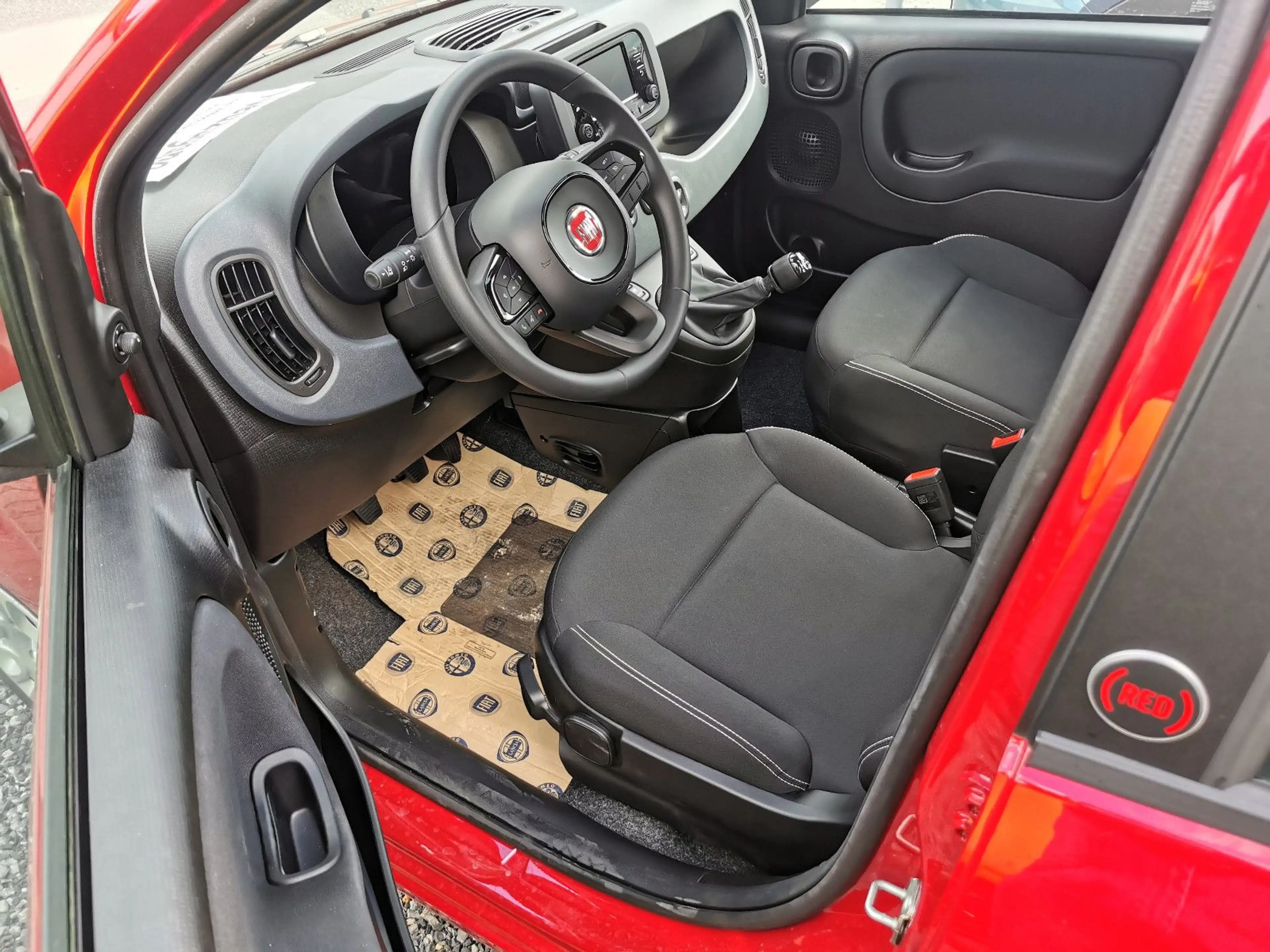 Fiat Panda / Pandina 1.0 GSE Hybrid 48 kW Icon — photo 6