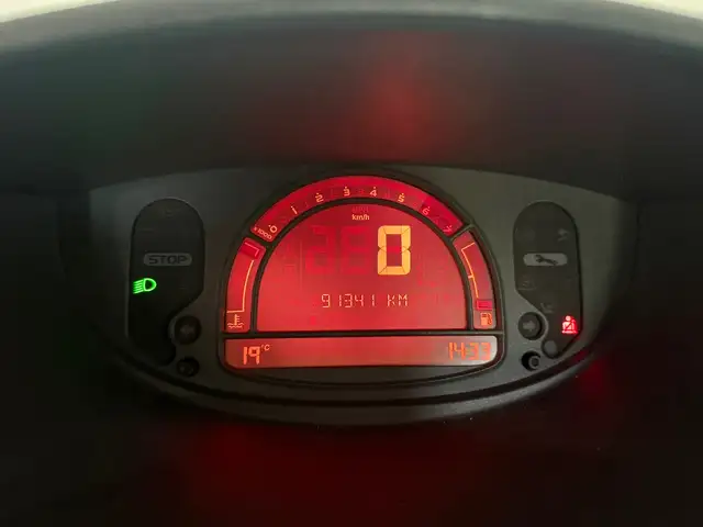Renault Modus view 18