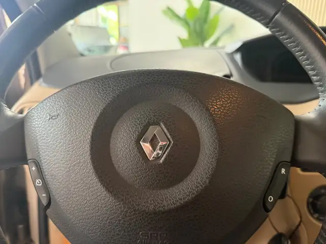 Renault Modus view 17