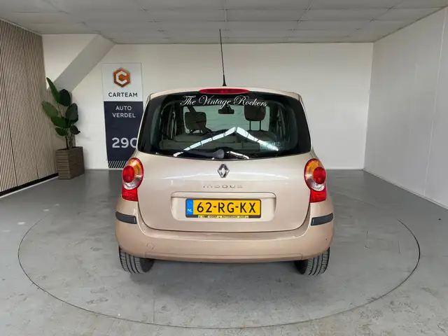 Renault Modus view 10