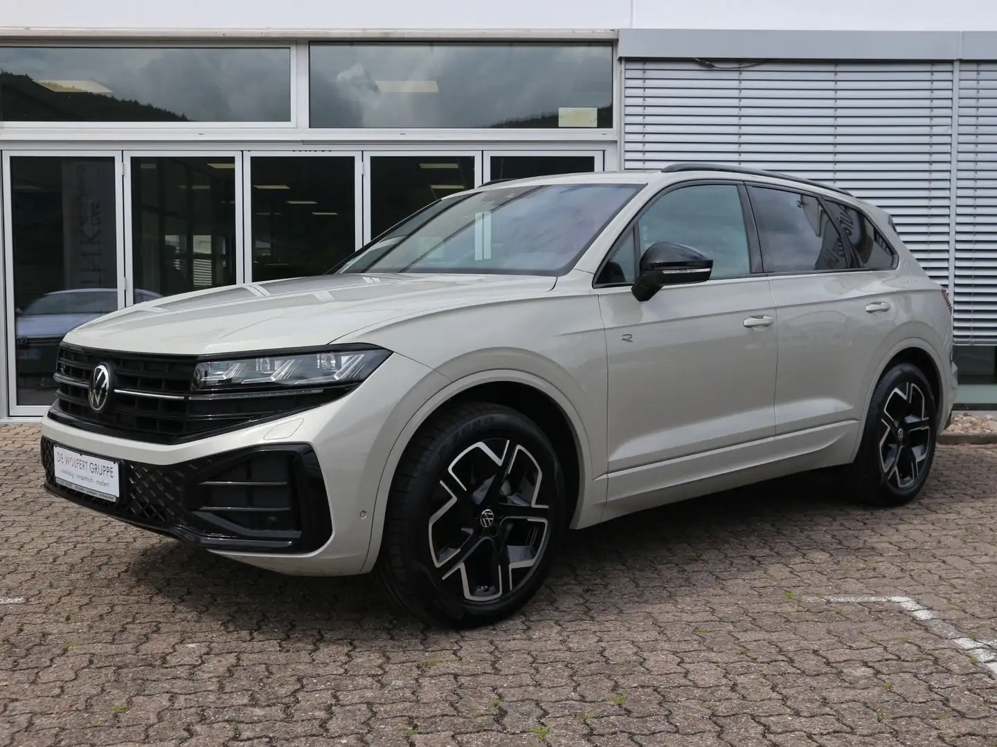 Volkswagen Touareg R-Line 3,0 V6 TDI SCR 4MOTION (286 PS)*A Beige - 2