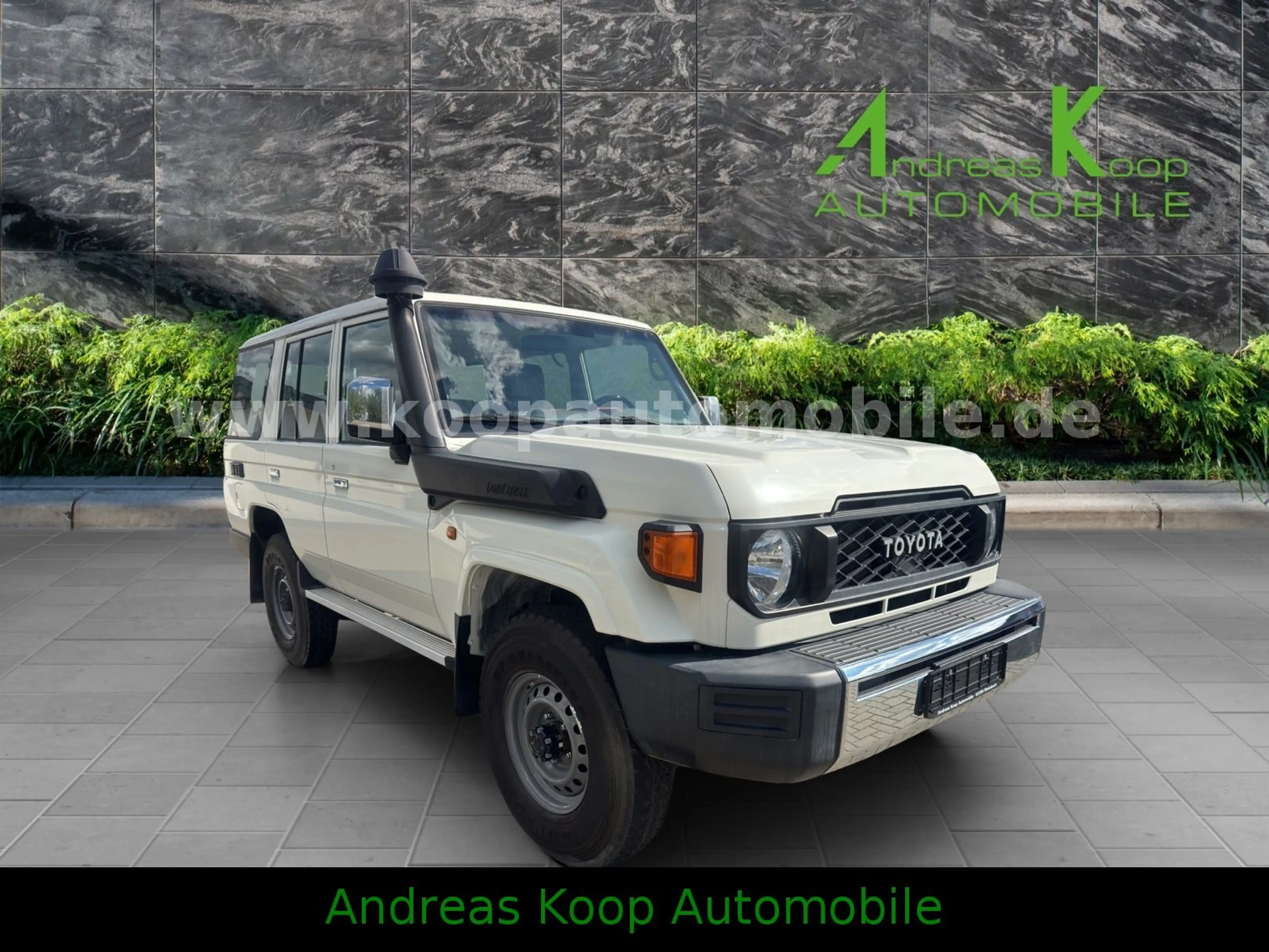 Toyota Land Cruiser VDJ 76 LX Diflock 4,5d V8 SOFORT — photo 2