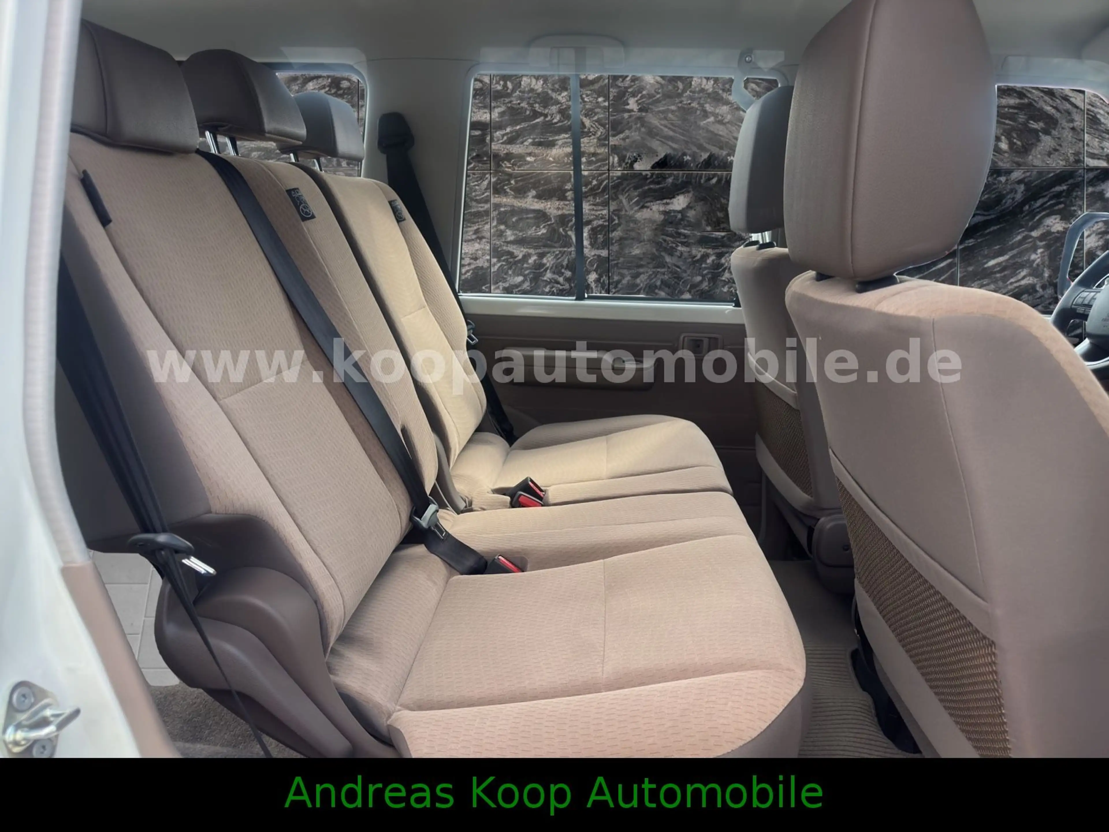 Toyota Land Cruiser VDJ 76 LX Diflock 4,5d V8 SOFORT — photo 10