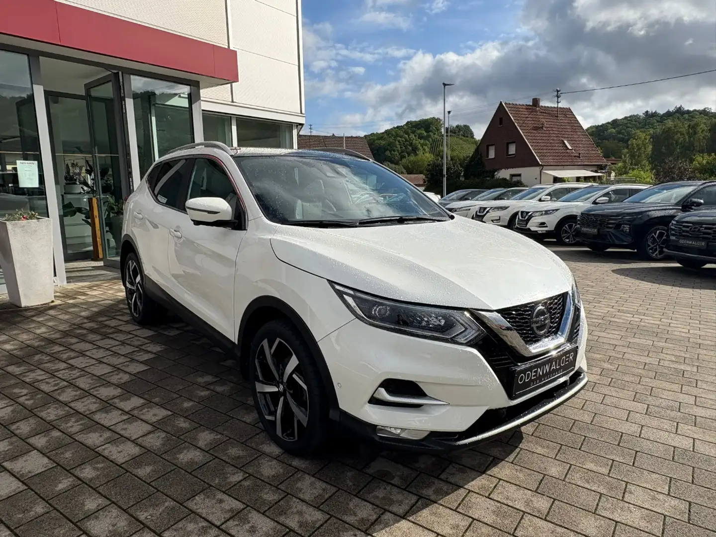 Nissan Qashqai 1.3DIG-T Tekna+ DCT Autom. Pano BOSE Bianco - 2