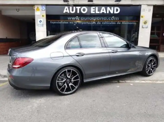 Mercedes-Benz E 43 AMG 4MATIC