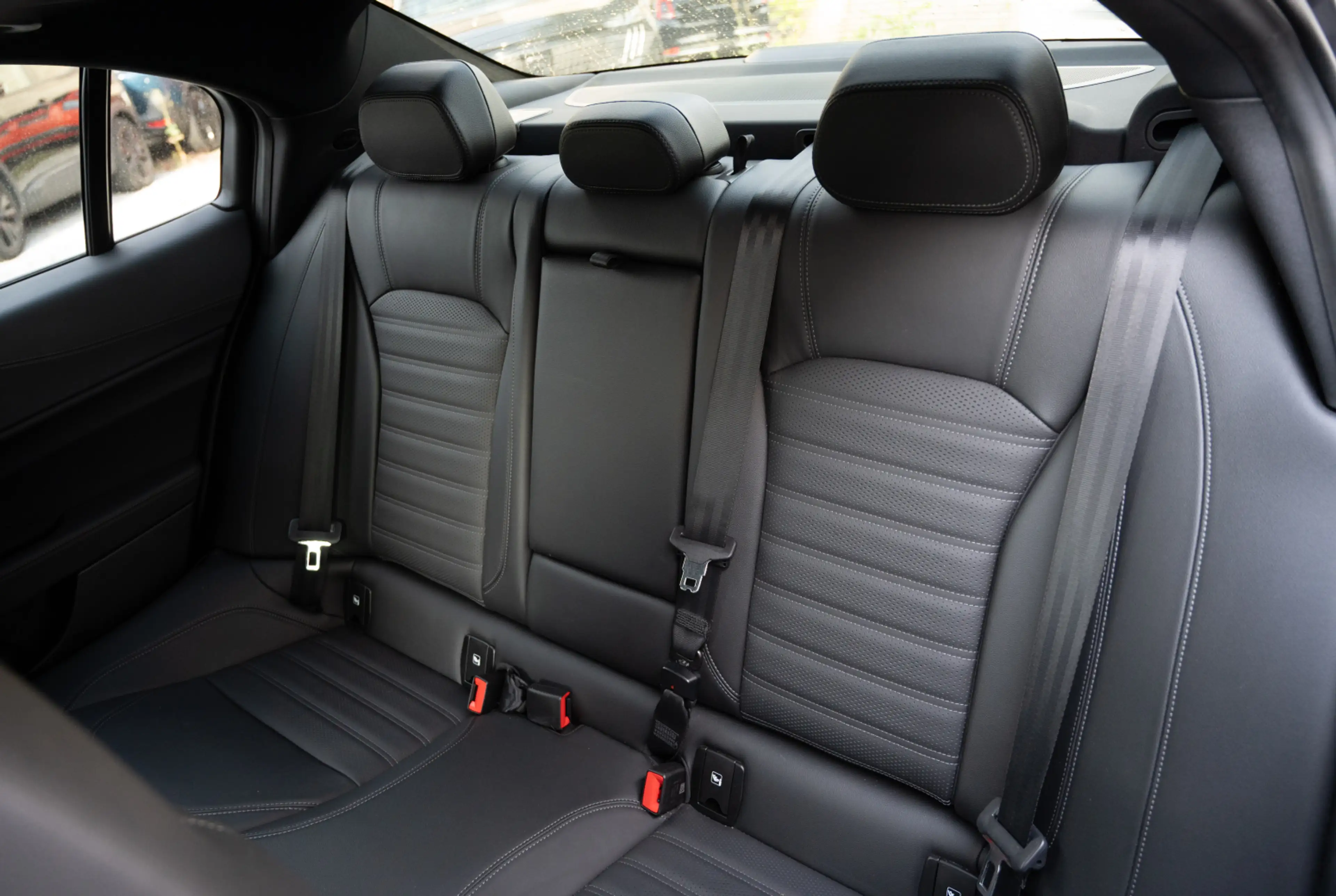 Alfa Romeo Giulia Veloce Q4 2.0 Turbo 16V AT8 *SPORT-PAKET*KOMFORT-PAKET* — photo 8
