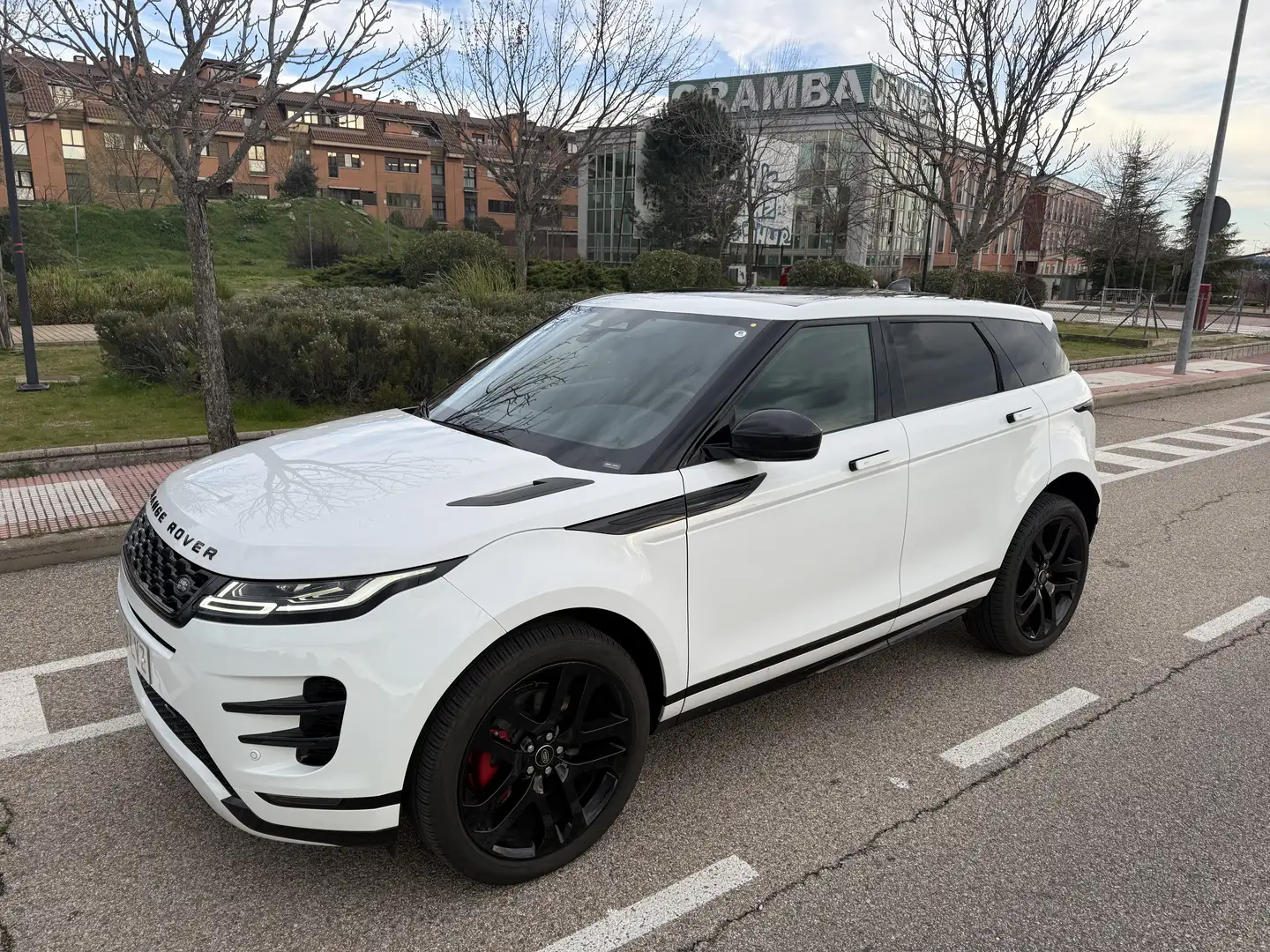 Land Rover Range Rover Evoque 2.0D I4 MHEV R-Dynamic SE AWD Aut. 204CV Blanco - 1