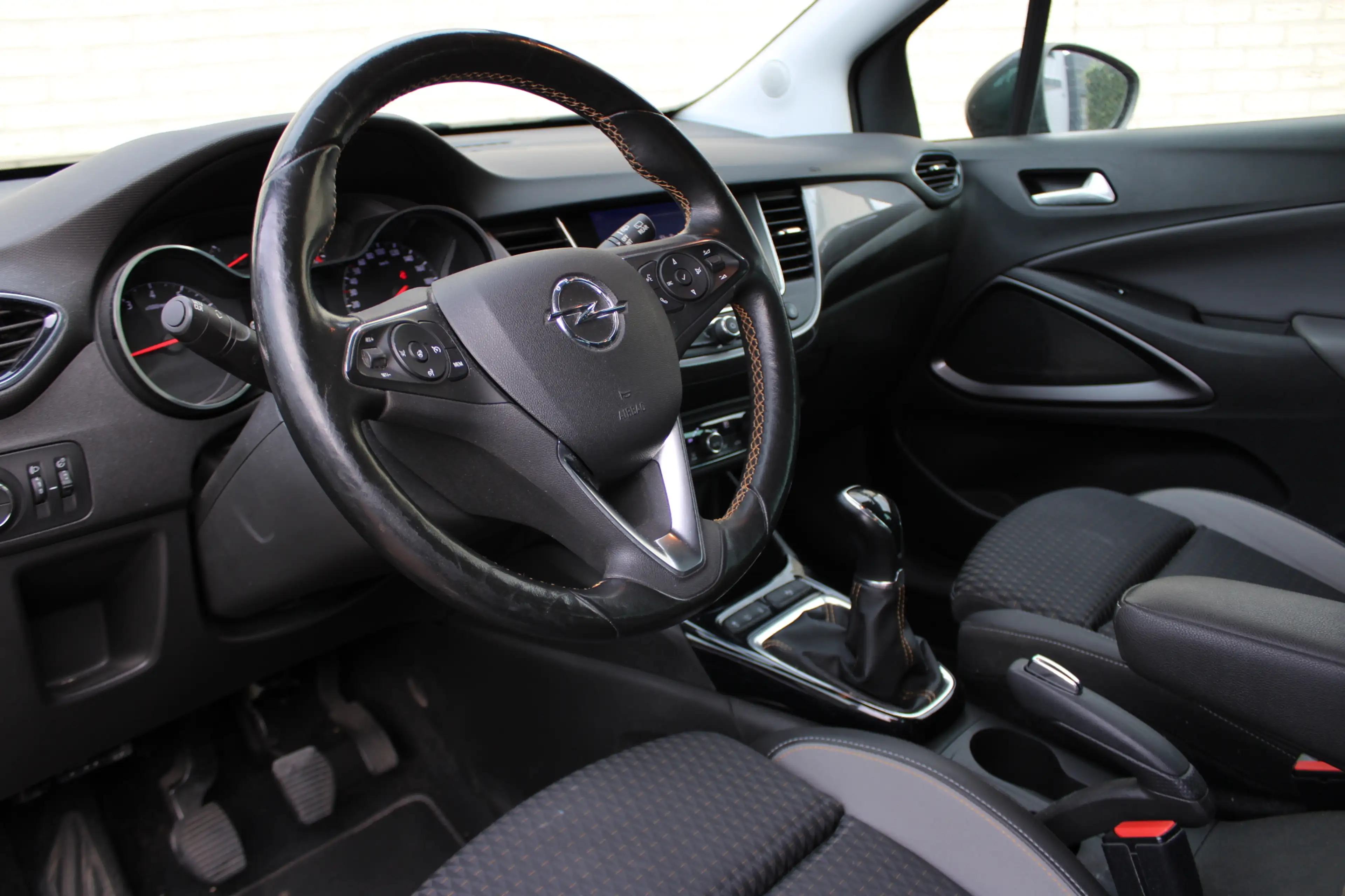 Opel Crossland X 1.2 Innovation | Winterpack | Trekhaak | Navigatie — photo 4