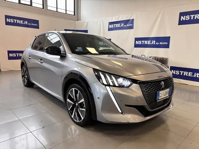 Peugeot 208 elettrica GT Pack 100kW