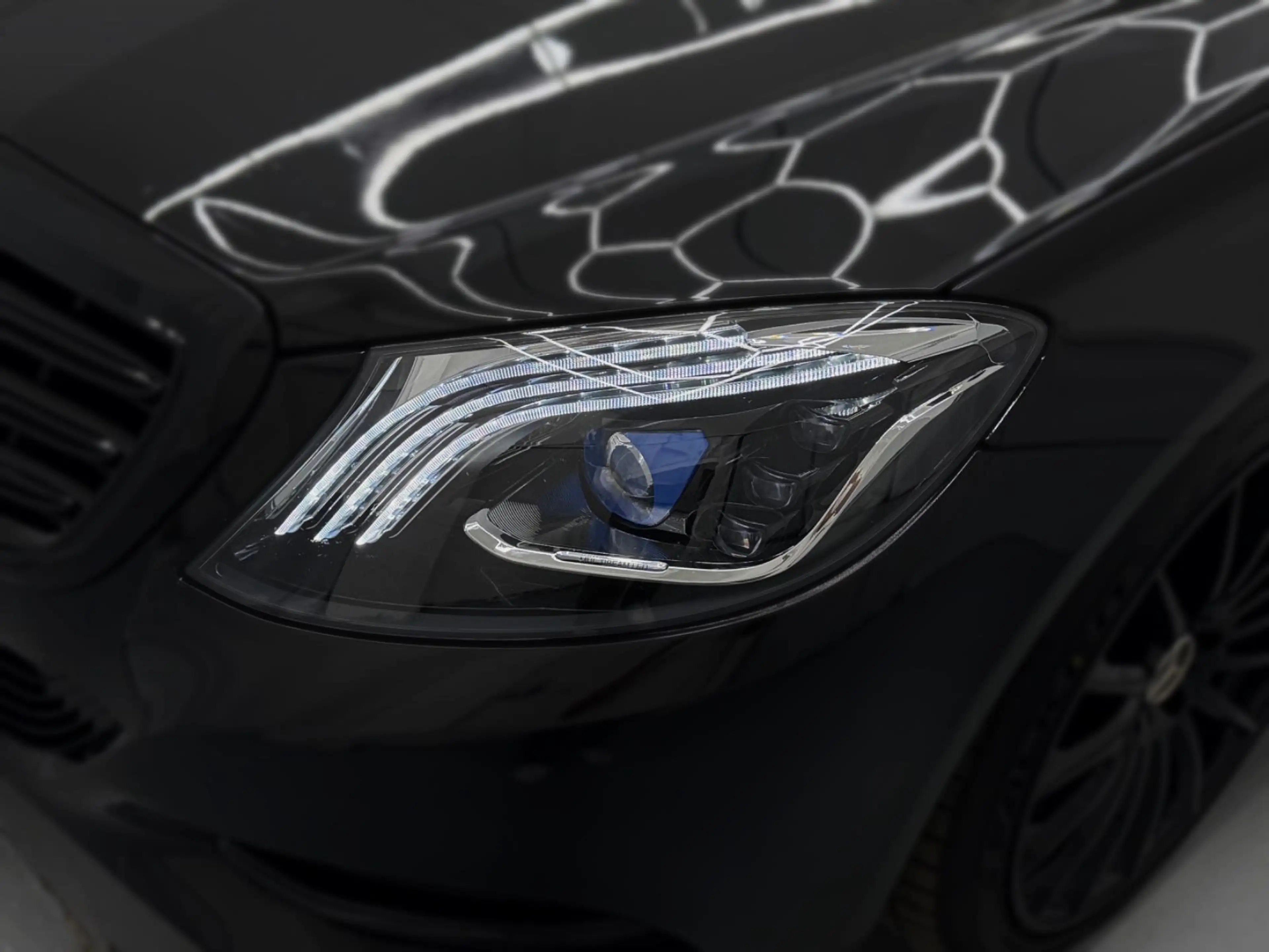 Mercedes-Benz S 350 d|3d-Burm|Pano|RFK|ACC|20*|4xMem|64Ambi|AMG — photo 4