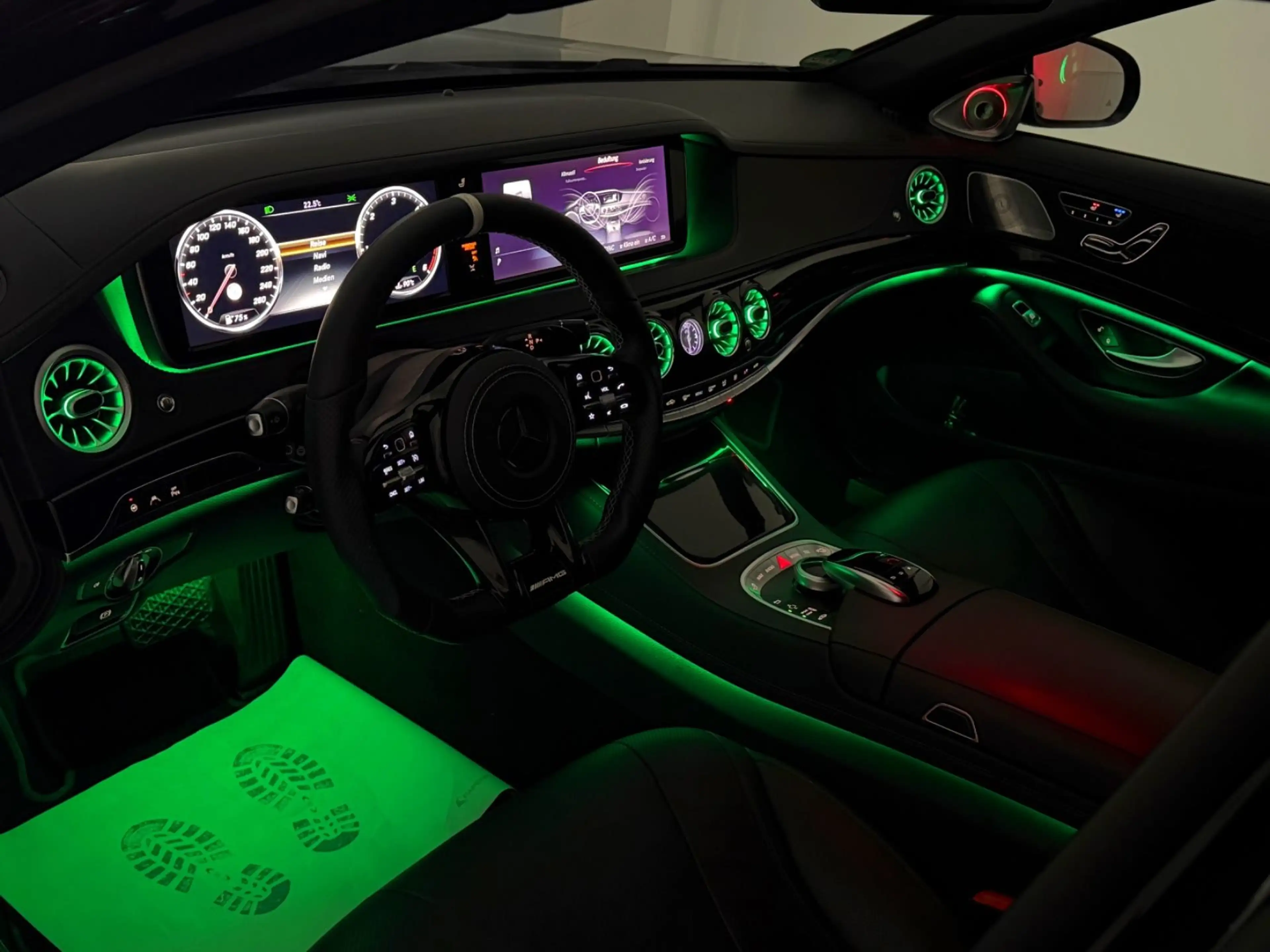 Mercedes-Benz S 350 d|3d-Burm|Pano|RFK|ACC|20*|4xMem|64Ambi|AMG — photo 13