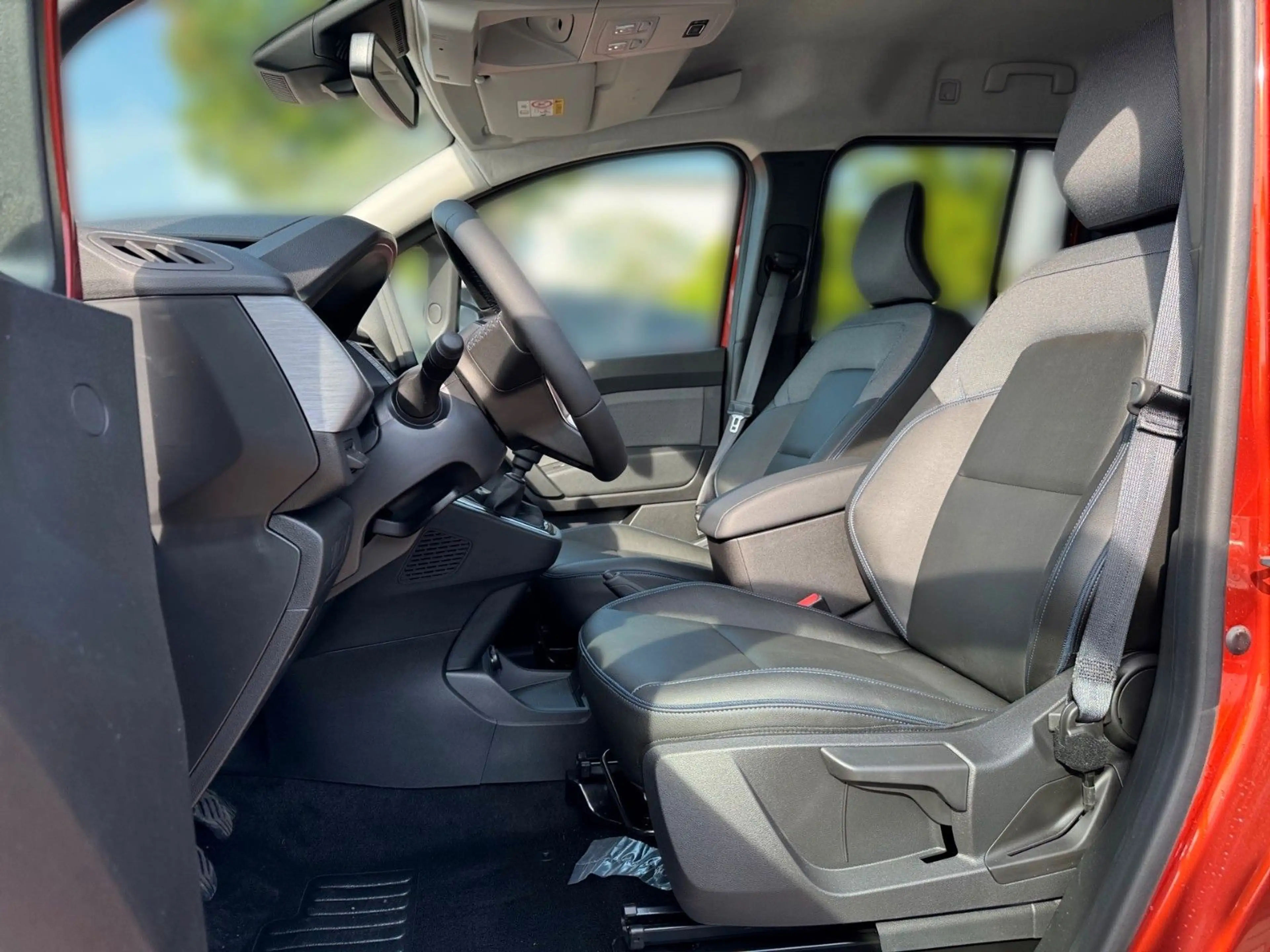Nissan Townstar Kombi L1 Tekna Navi SH LED — photo 6