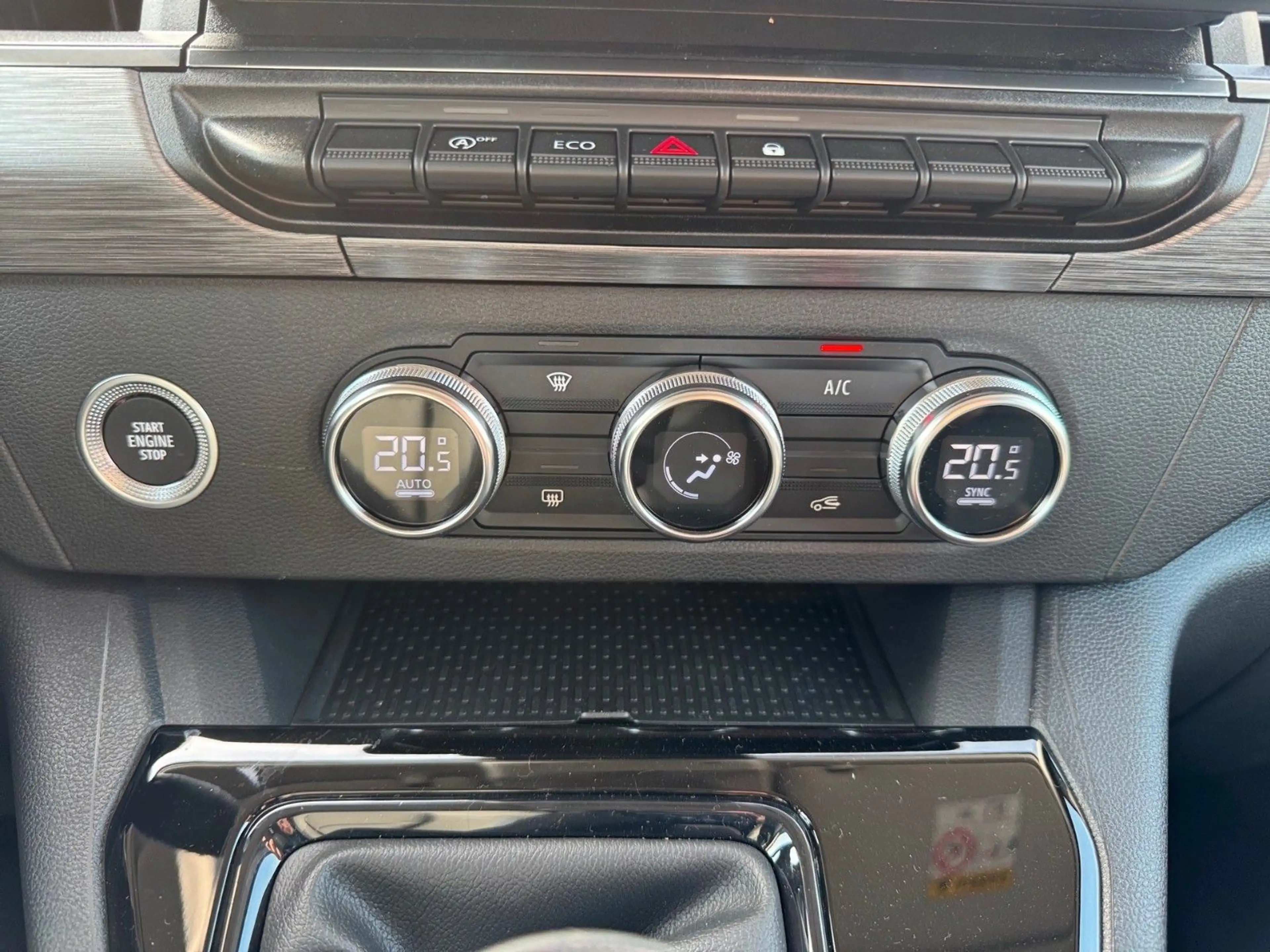 Nissan Townstar Kombi L1 Tekna Navi SH LED — photo 14