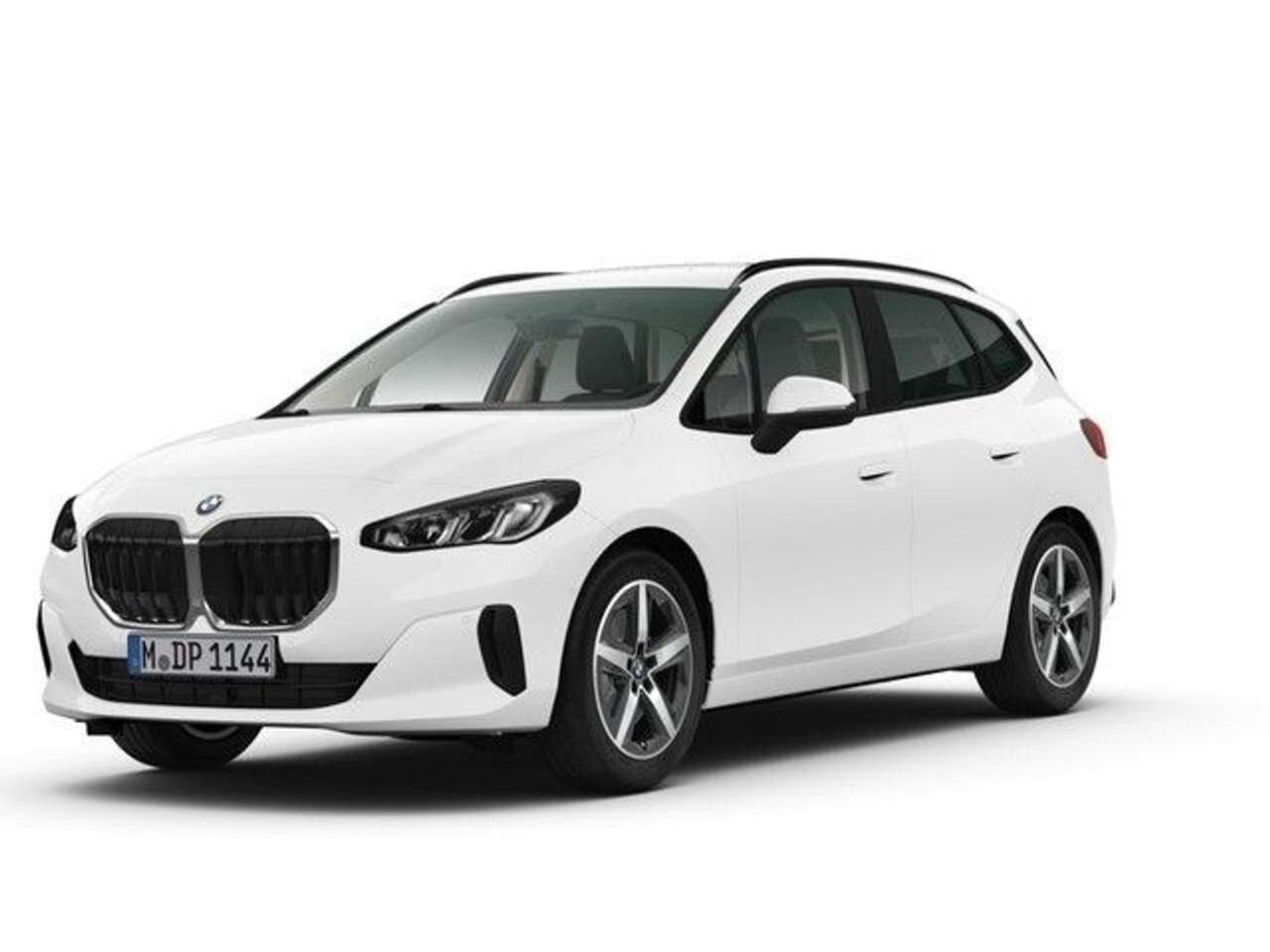 BMW 223 2023