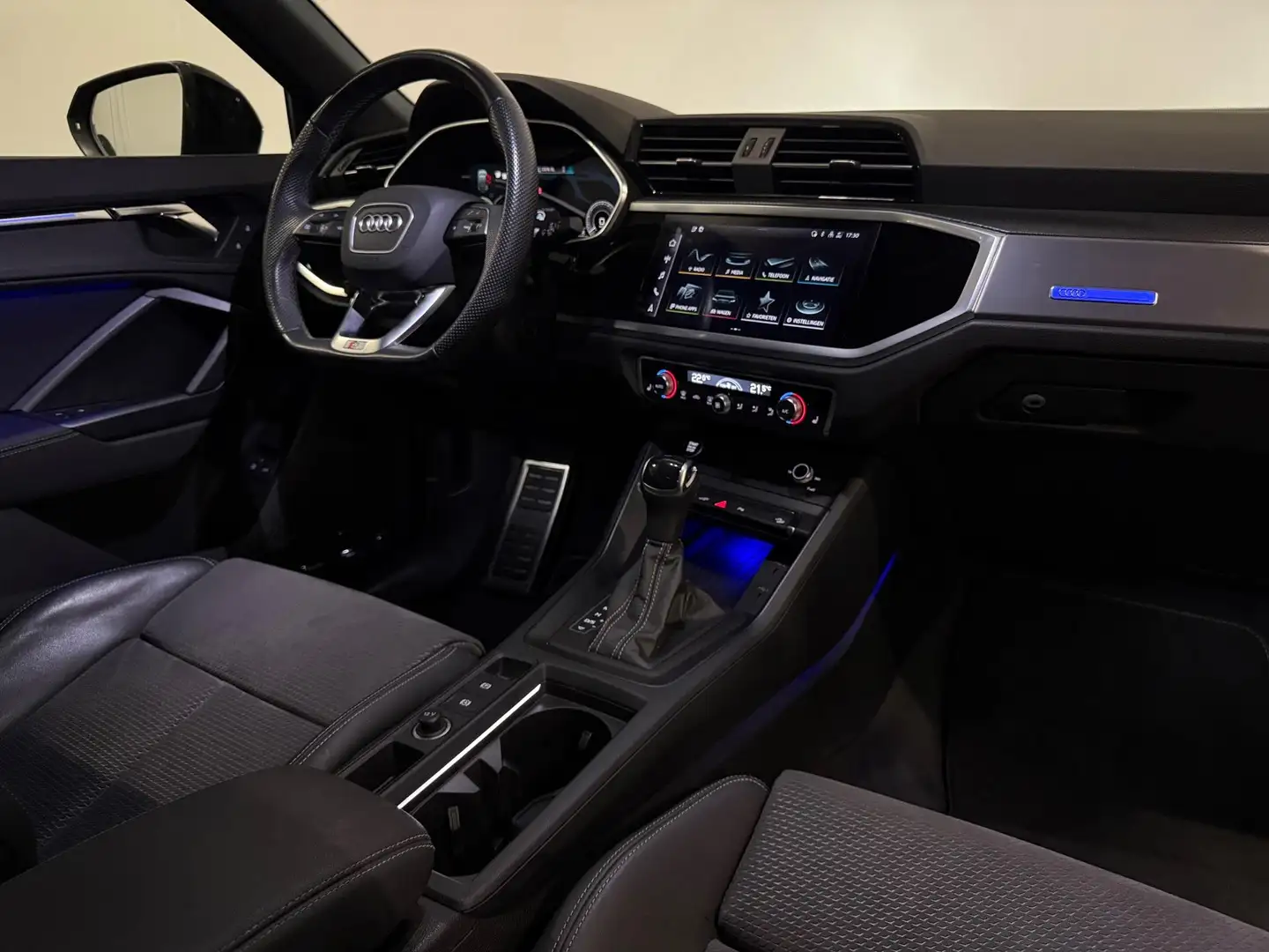 Audi Q3 Sportback 45 TFSI e RSQ3 Pano Sonos 360 Sfeer Crui Negro - 2