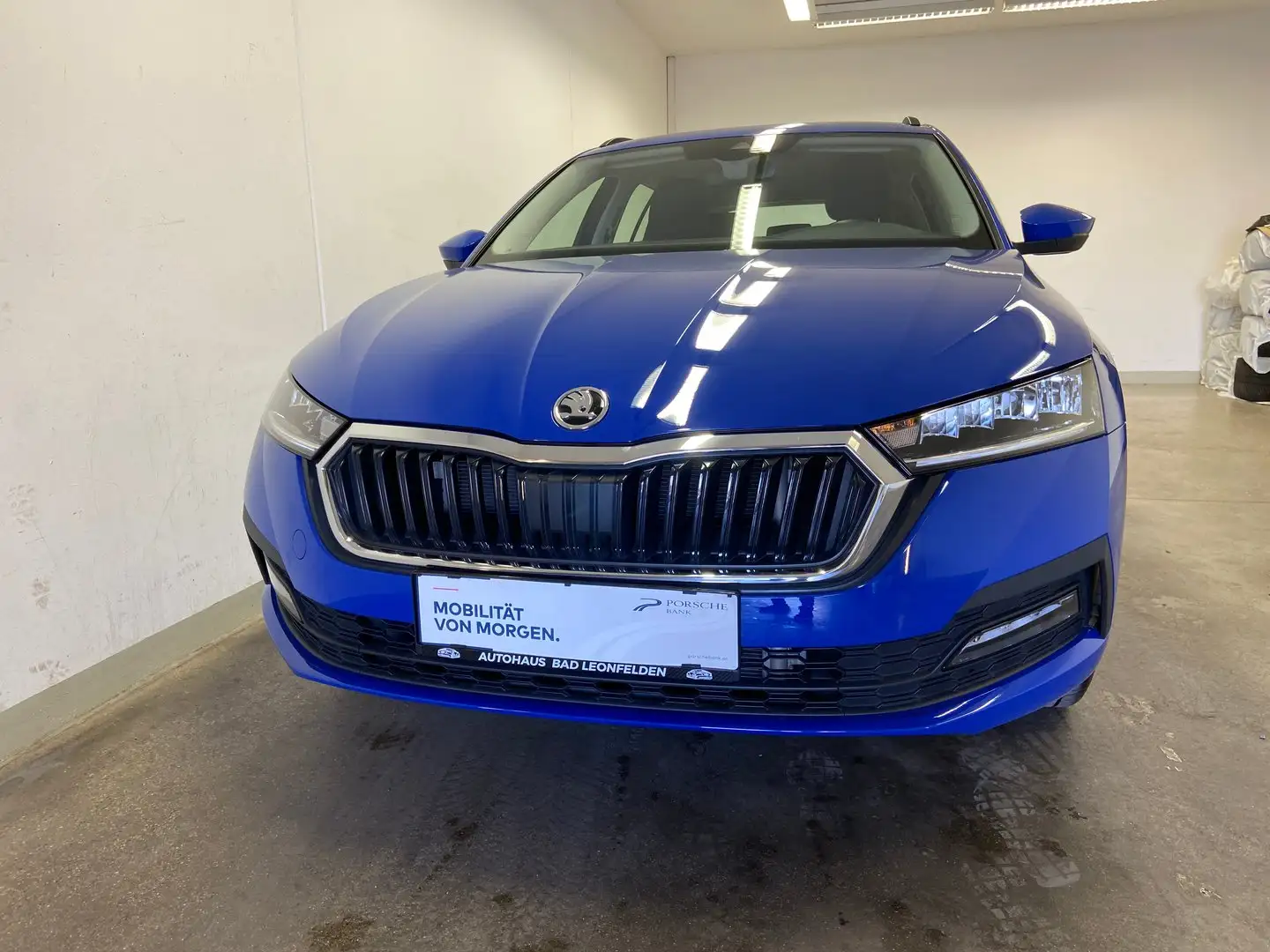 Skoda Octavia Business iV DSG Blau - 2