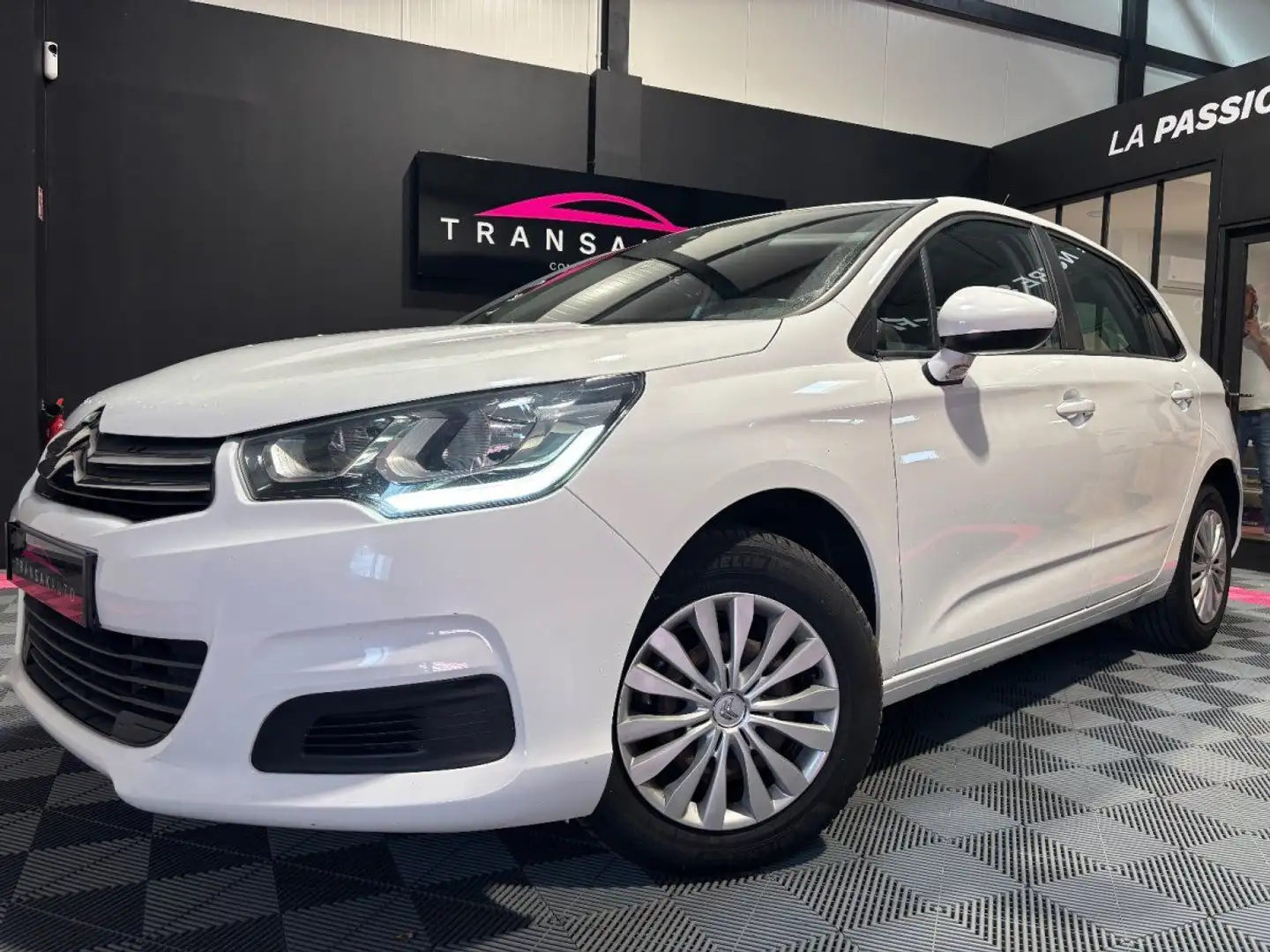 Citroen C4 SOCIETE BLUEHDI 100 LIVE Blanc - 1