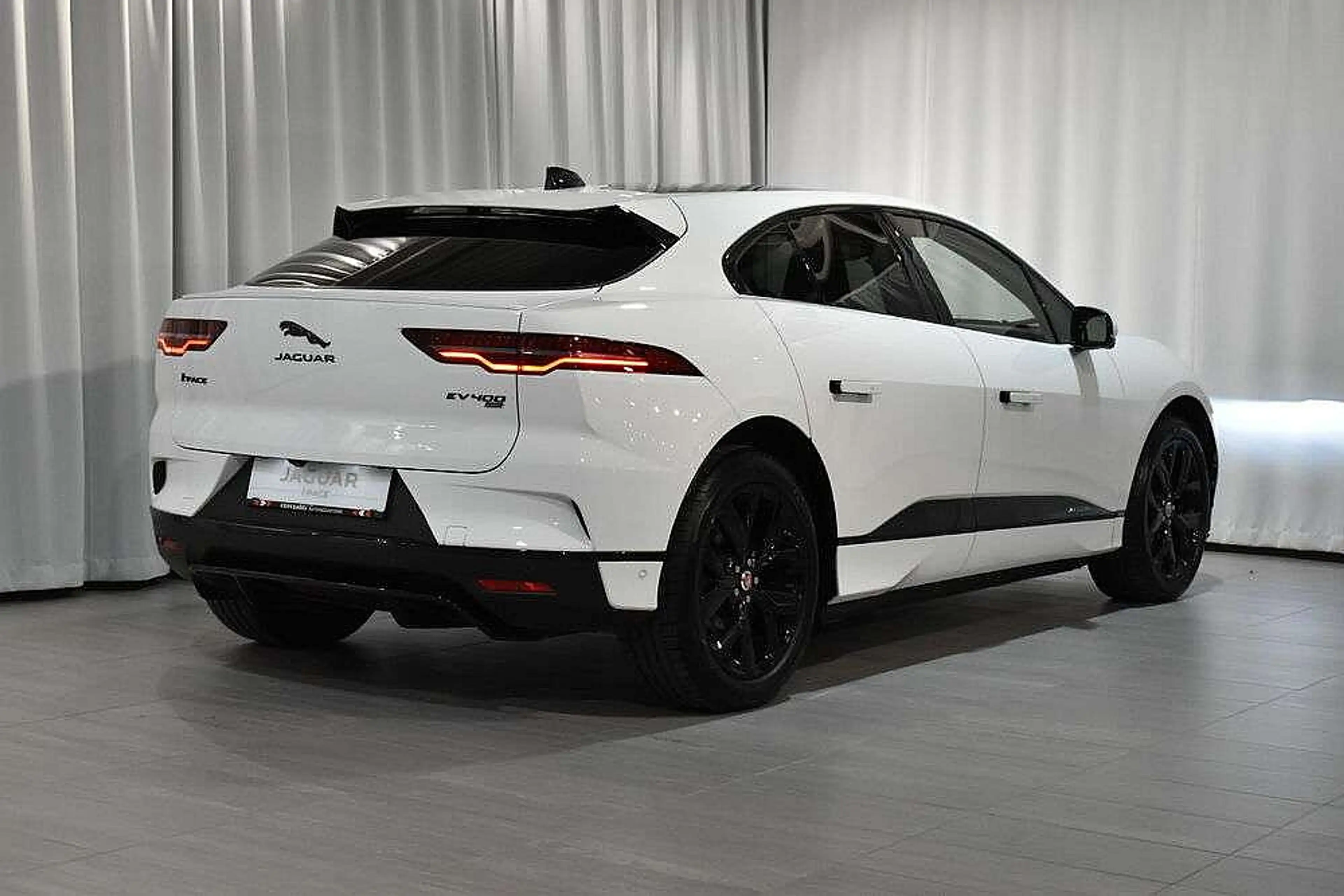 Jaguar I-Pace HSE EV400 90kWh AWD — photo 2