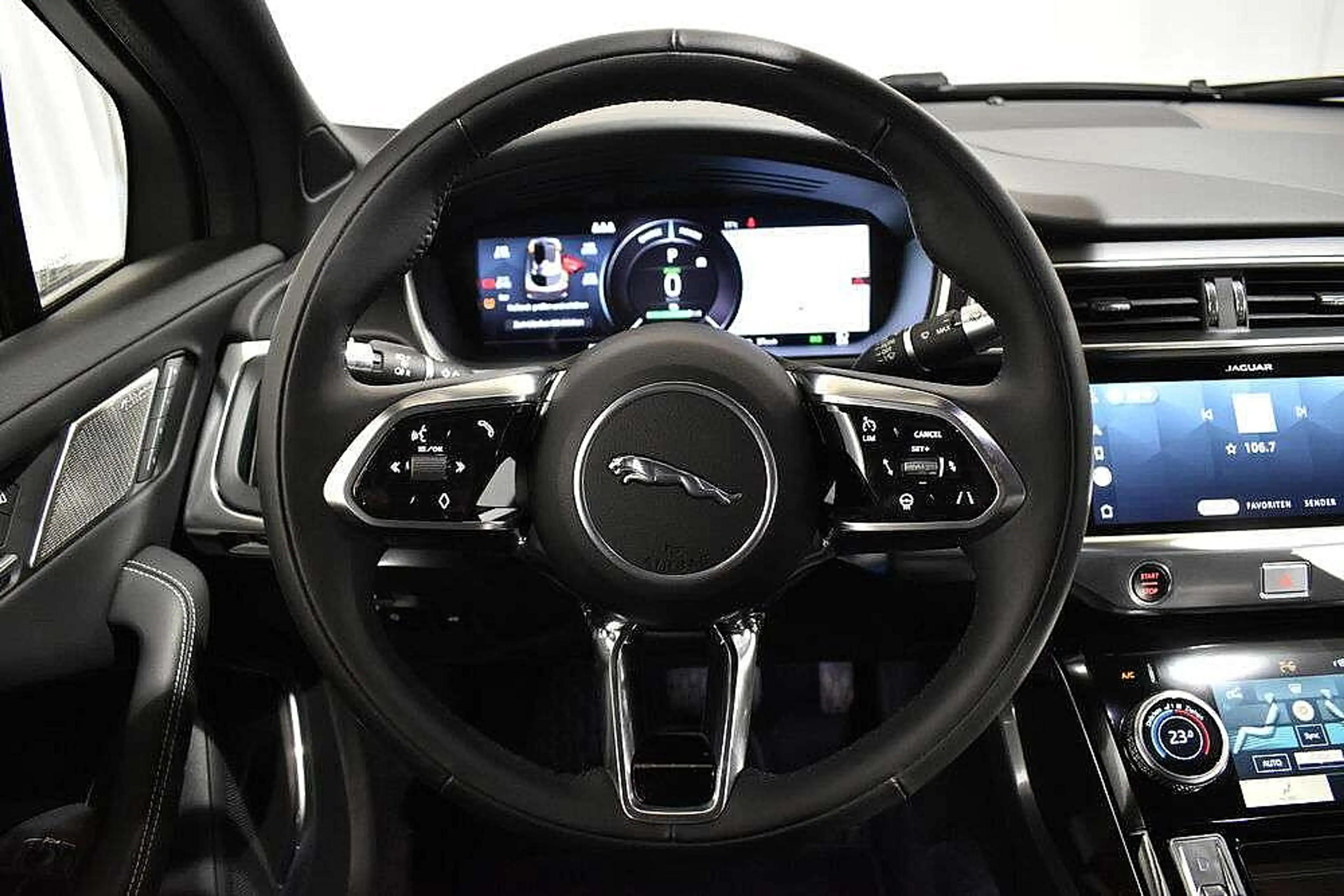 Jaguar I-Pace HSE EV400 90kWh AWD — photo 12