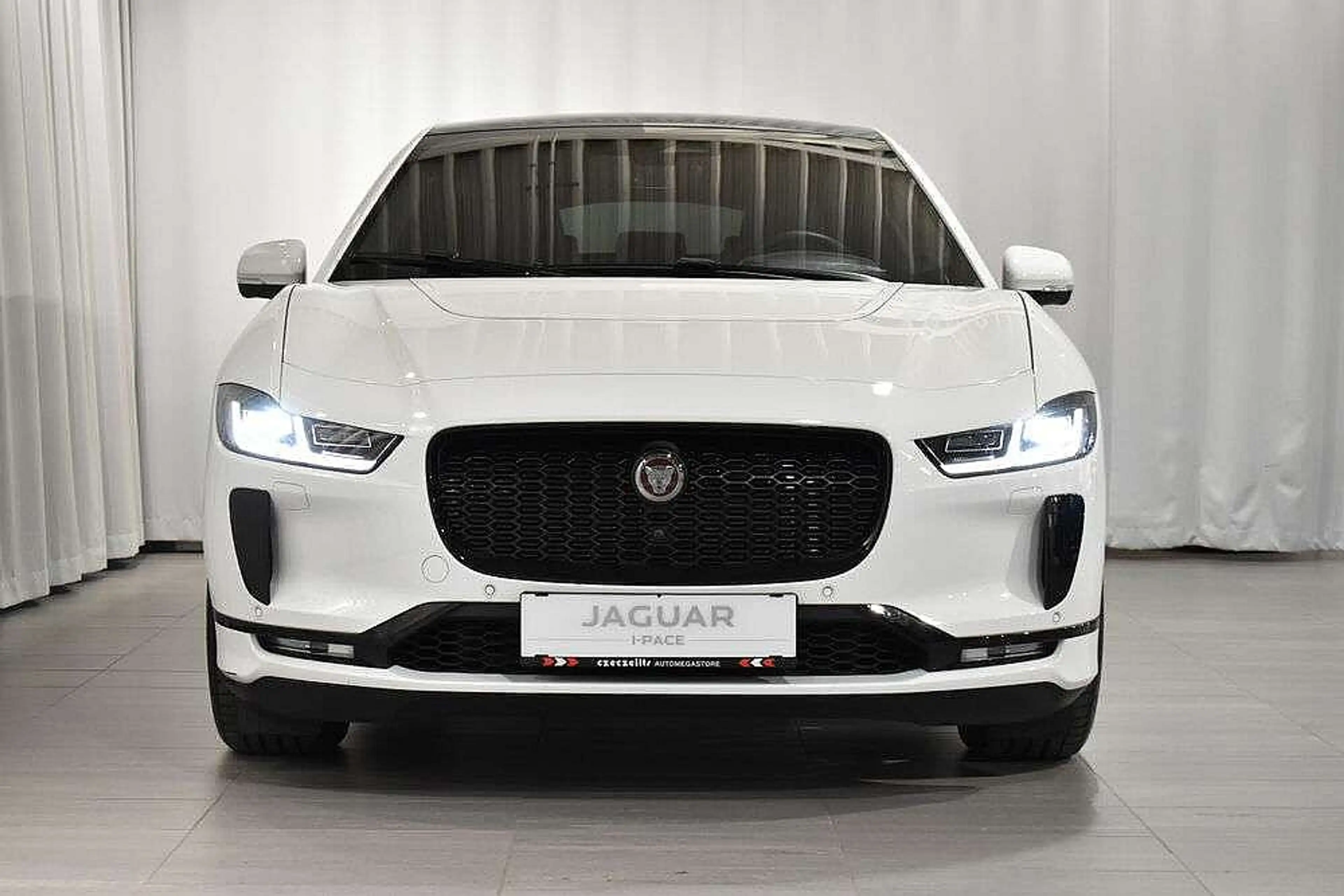Jaguar I-Pace HSE EV400 90kWh AWD — photo 8