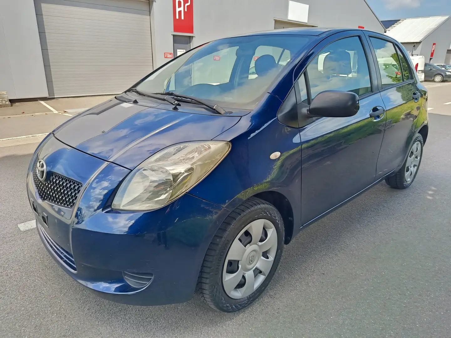 Toyota Yaris Yaris 1.0i VVT-i Luna Blauw - 1