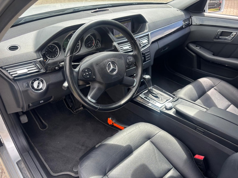 Mercedes-Benz E 200 E200 Benzine Sedan Avantgarde 2010 Xenon 122.000 K — photo 13