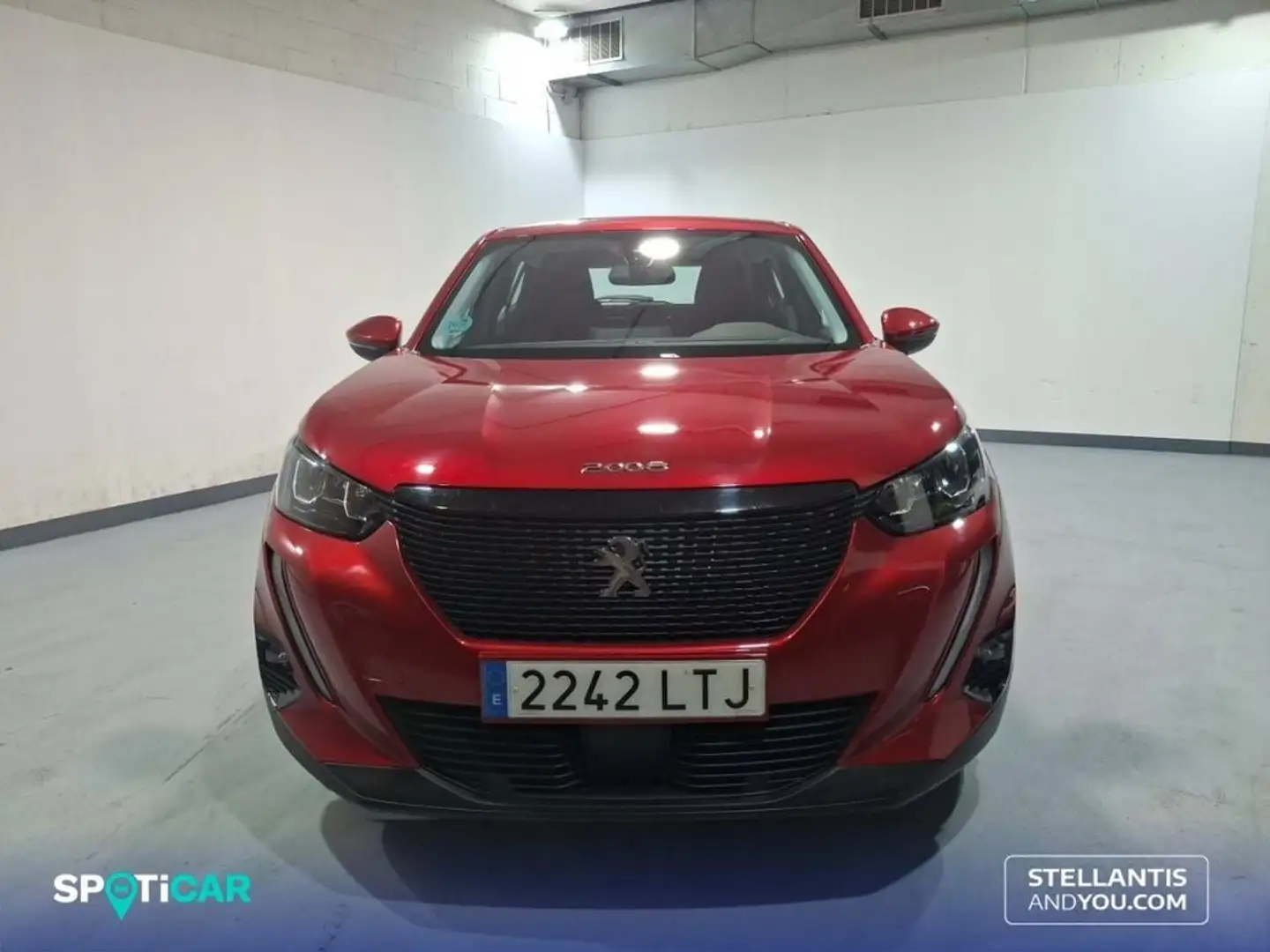 Peugeot 2008 1.2 PureTech S&S Active Pack 100 Rot - 2