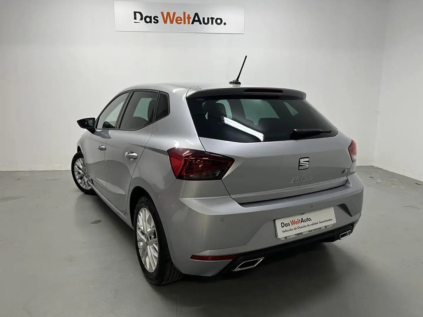 SEAT Ibiza 1.0 TSI S&S Special Edition 115 Stříbrná - 2