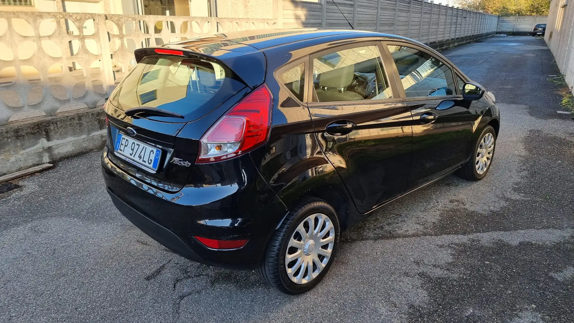 Ford Fiesta Titanium - 2
