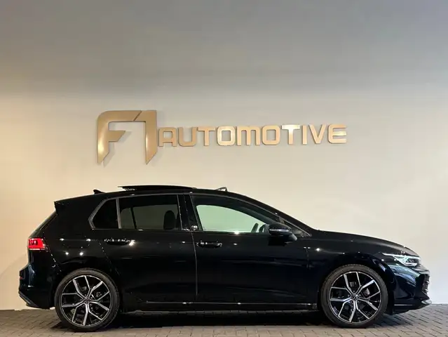 Volkswagen Golf view 10