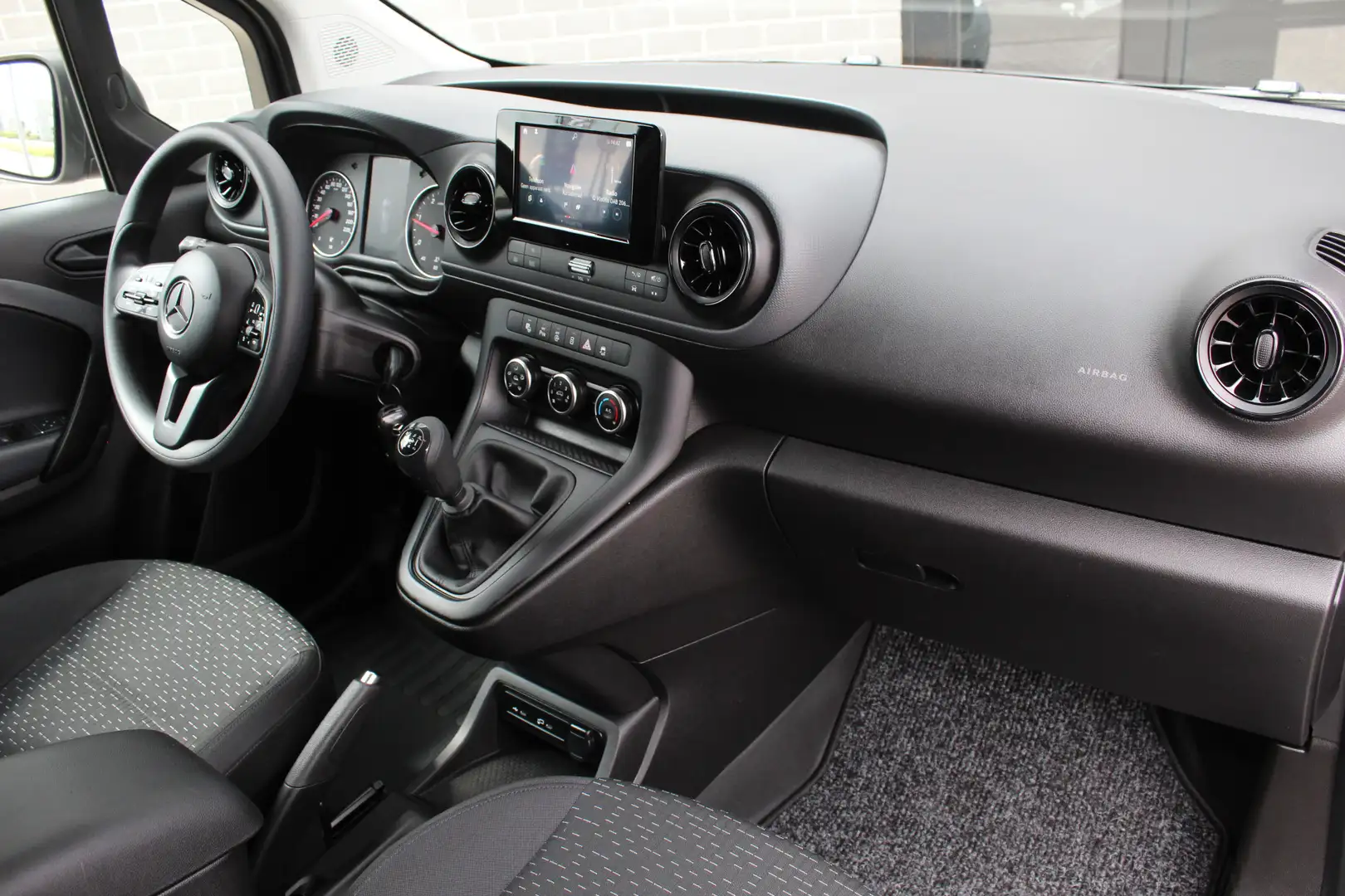 Mercedes-Benz Citan 110 CDI L1 Pro / Carplay / PDC / N.A.P. Grijs - 2