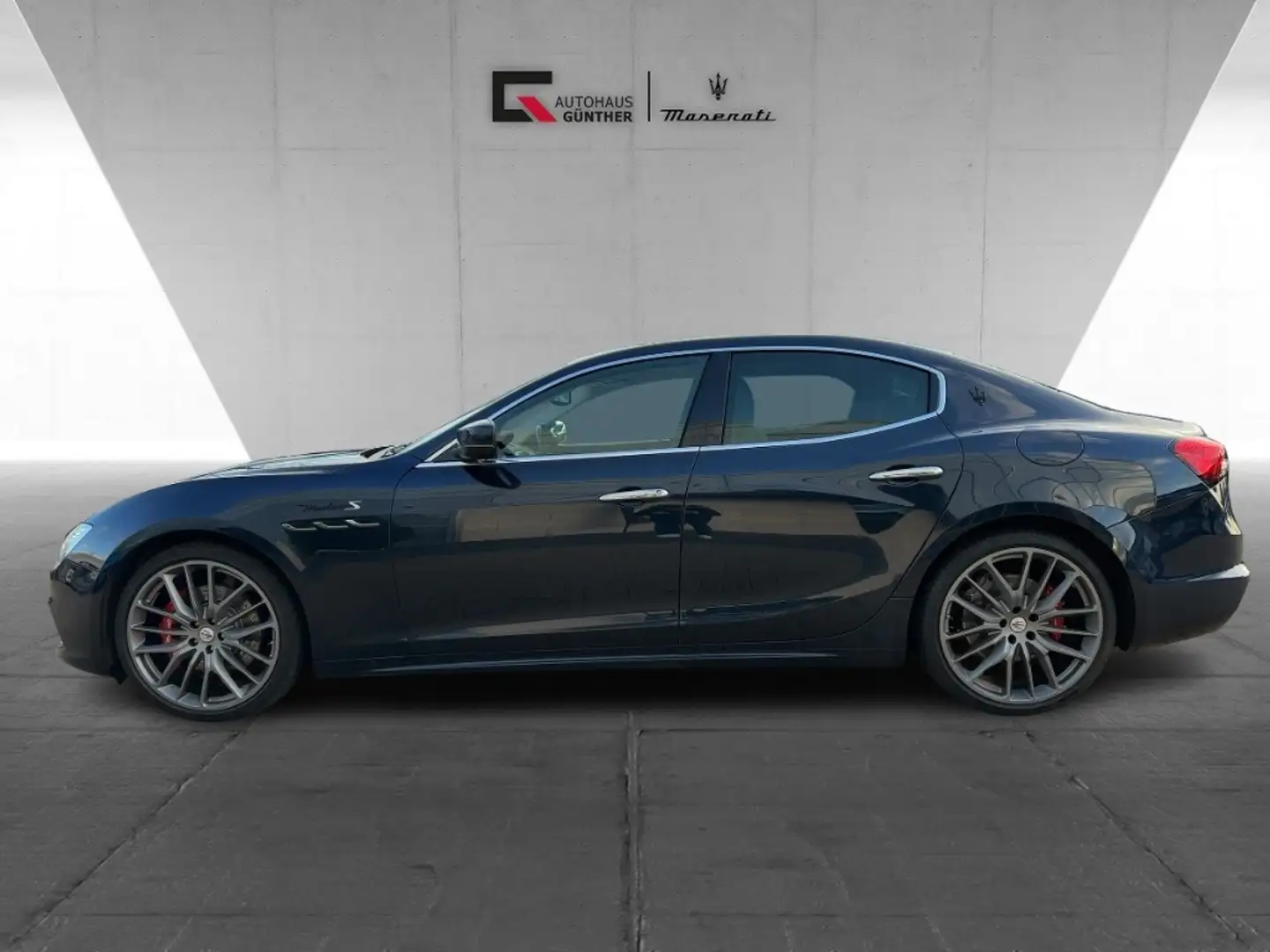 Maserati Ghibli Modena S V6 BT 430HP AT8 AWD MY22 Blau - 2