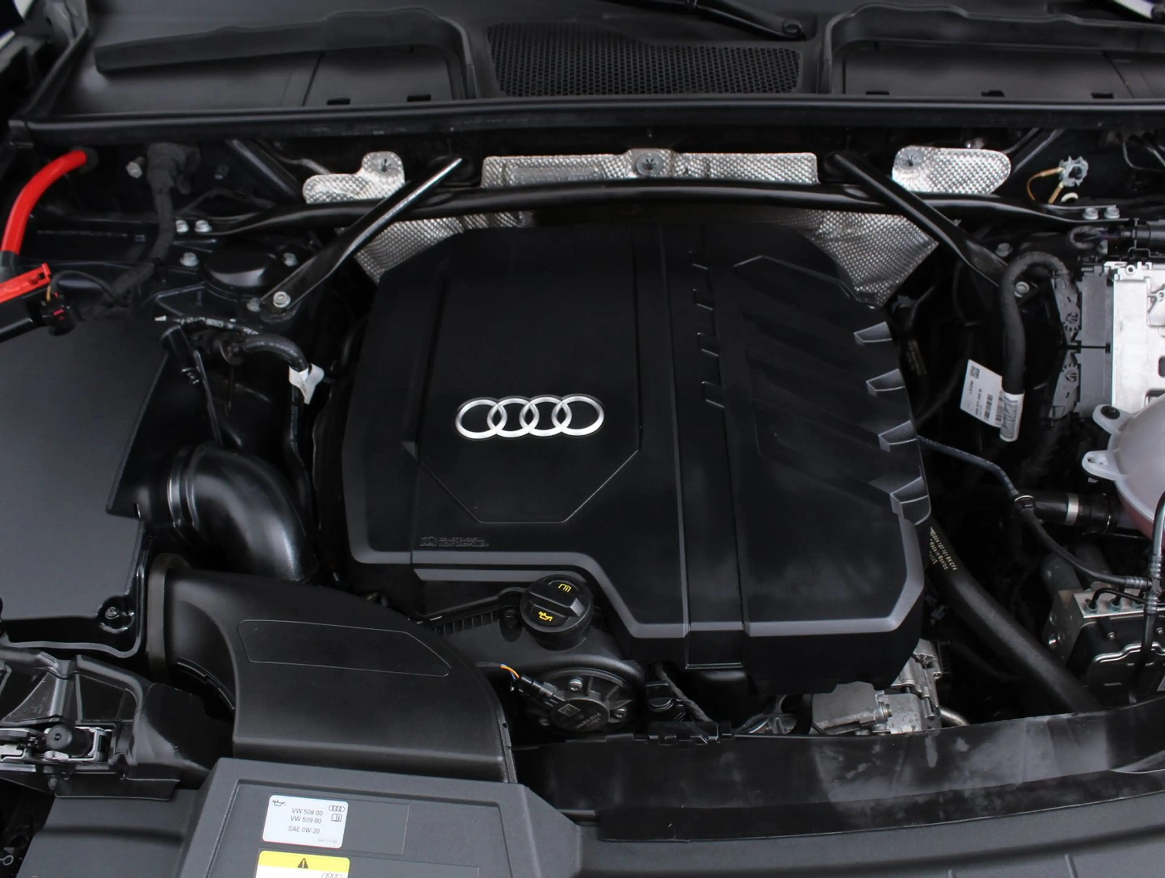 Audi Q5 45 TFSI quattro S line — photo 18