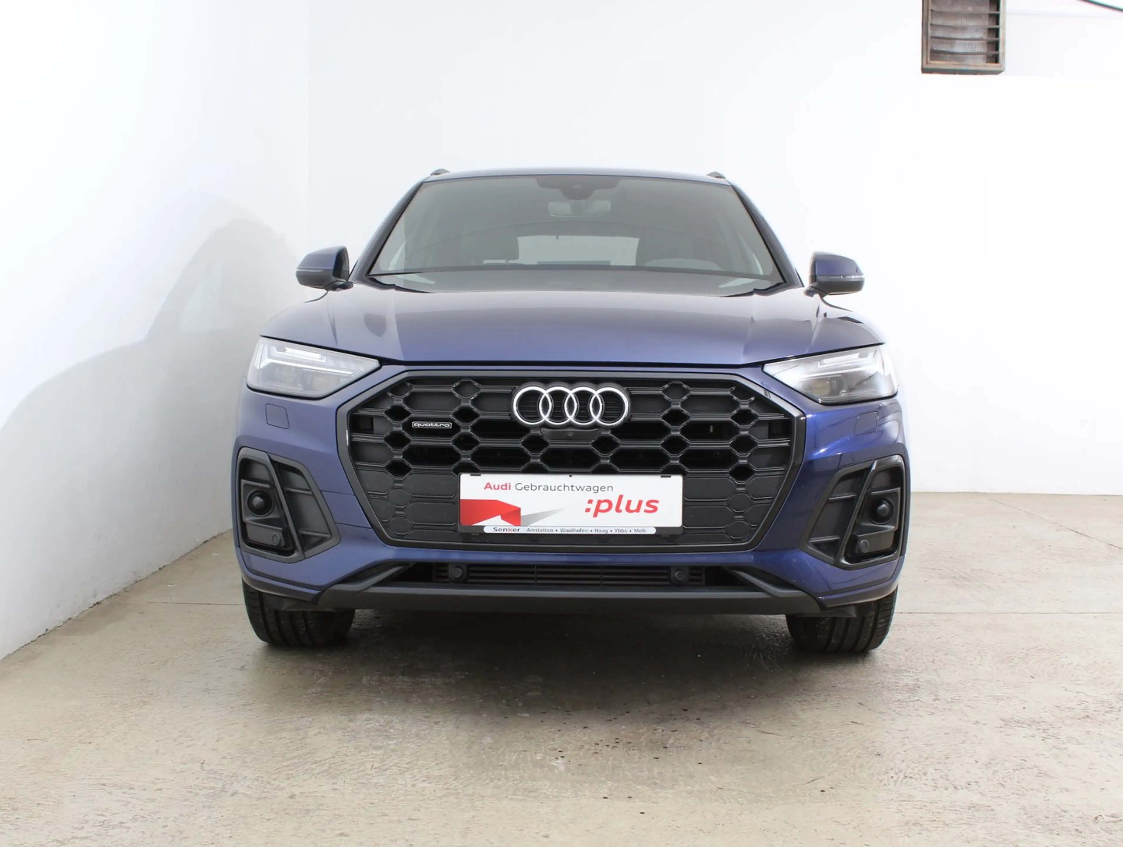 Audi Q5 45 TFSI quattro S line — photo 2