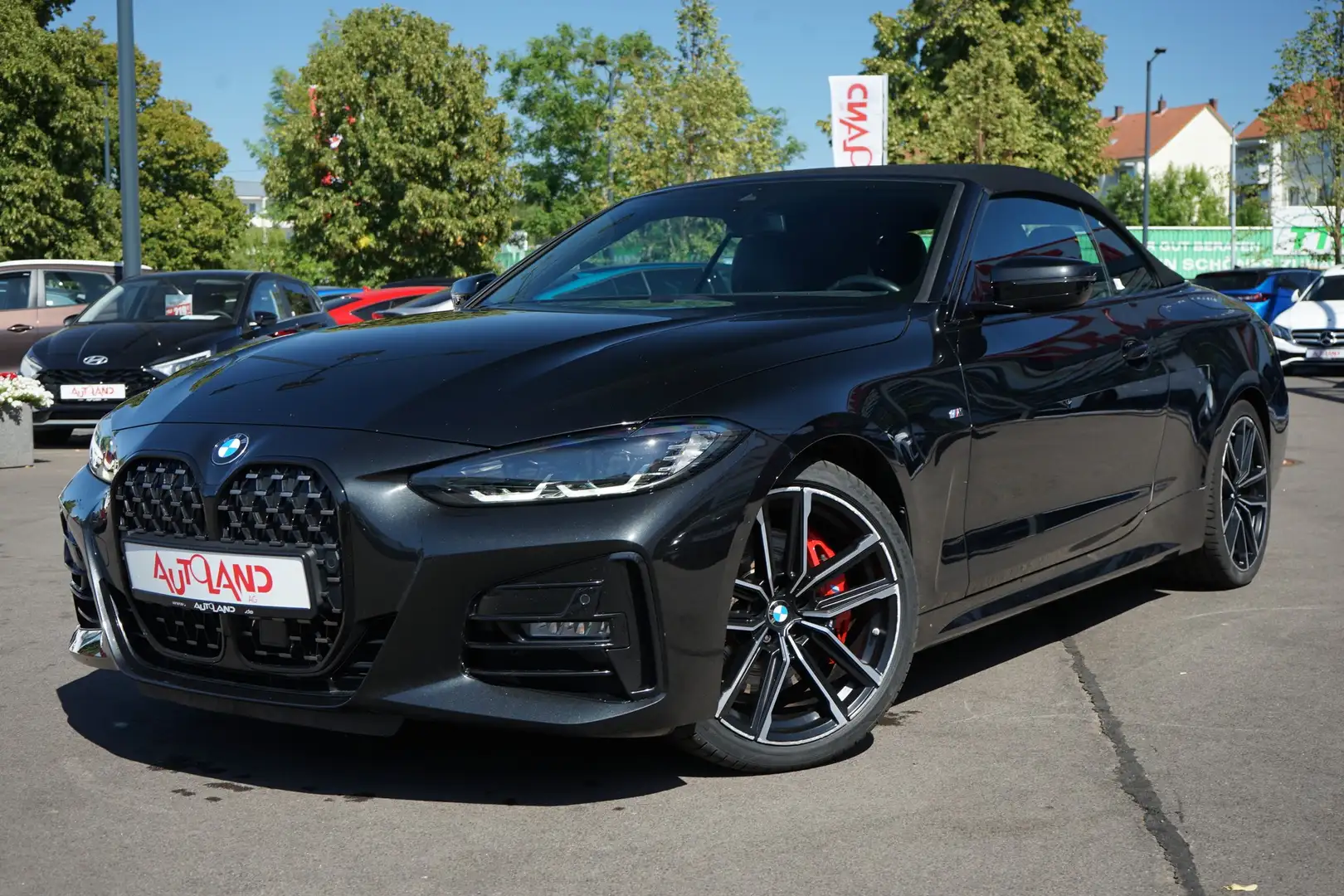 BMW 420 420i Cabrio M Sport Aut. LED ACC Navi Schwarz - 2