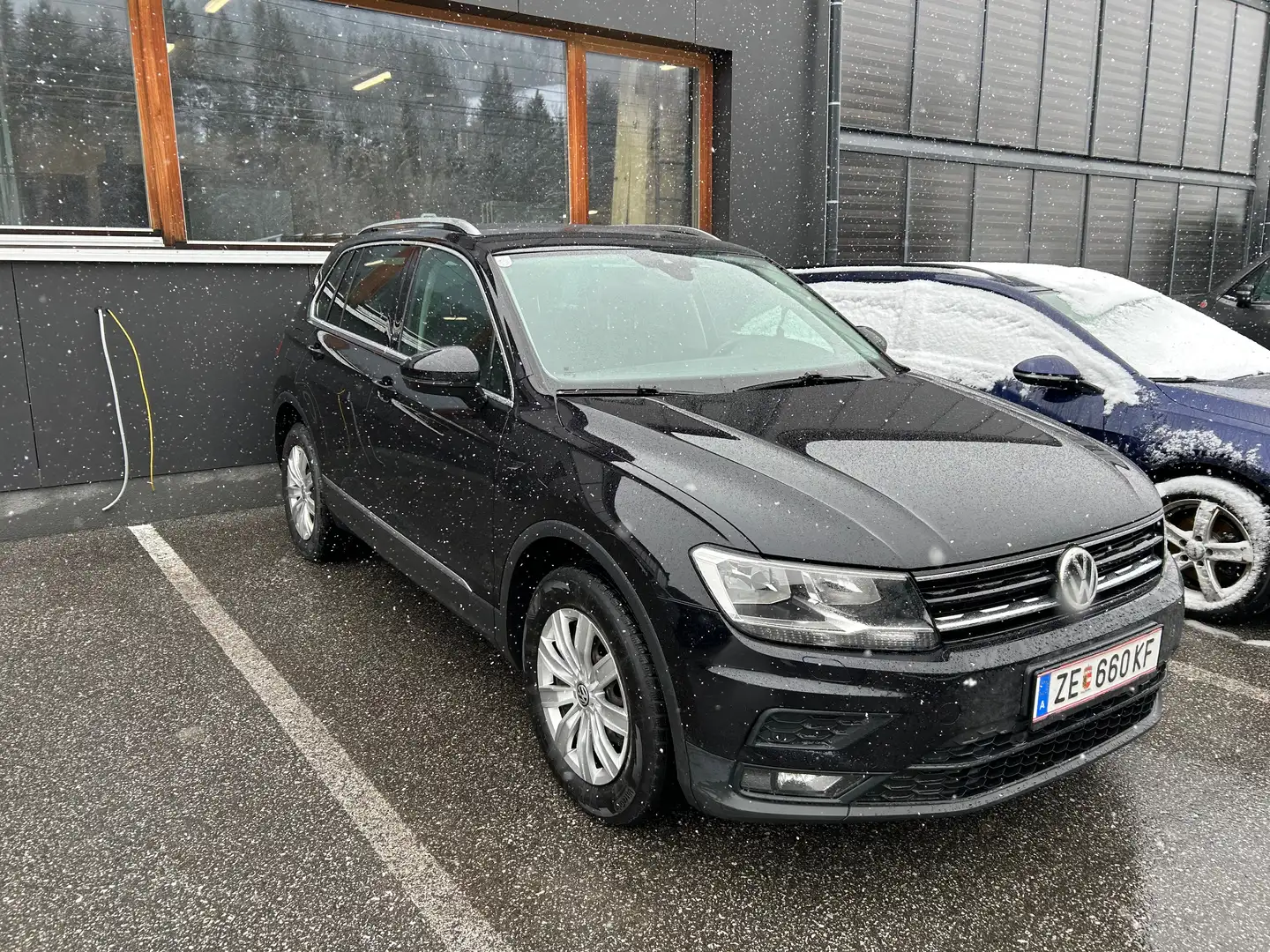 Volkswagen Tiguan Tiguan 2,0 TDI SCR 4Motion Schwarz - 1