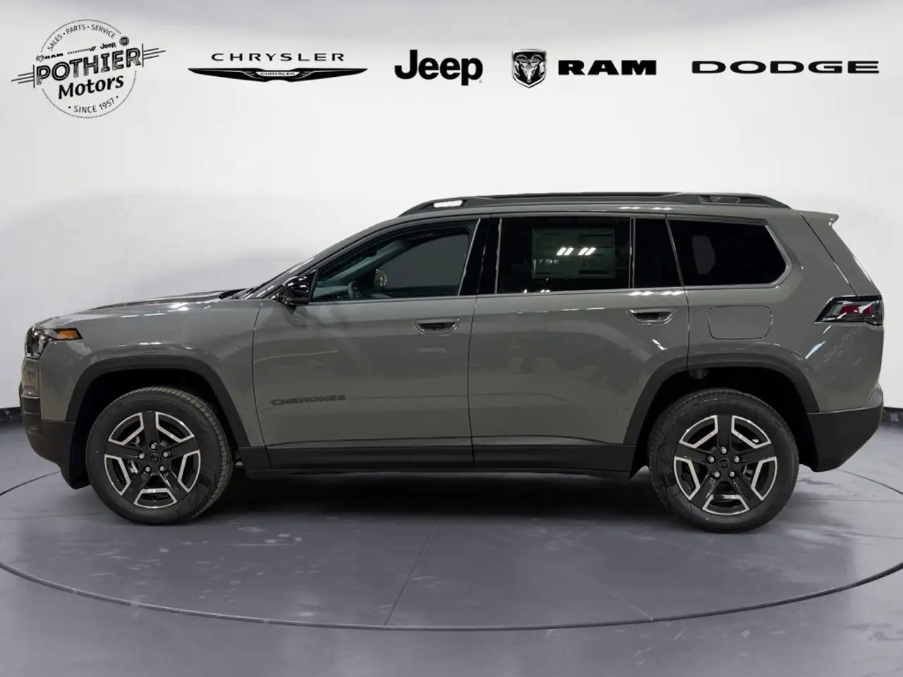 Jeep Cherokee снимка Jeep Cherokee