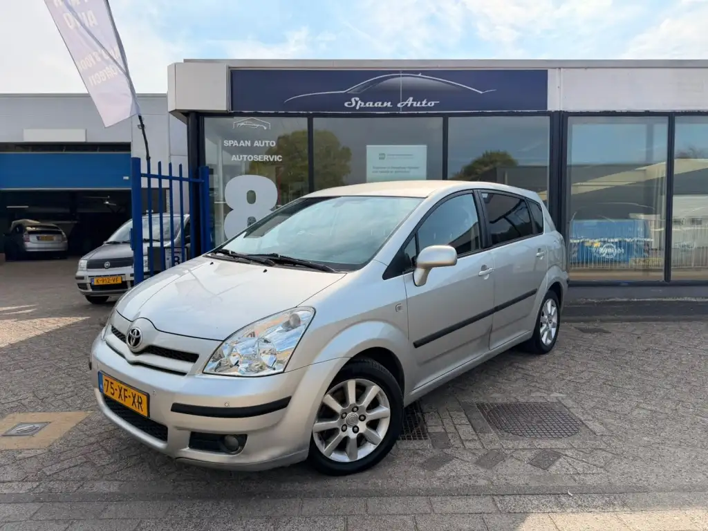 Toyota Verso 2007 из Европы — купить под ключ