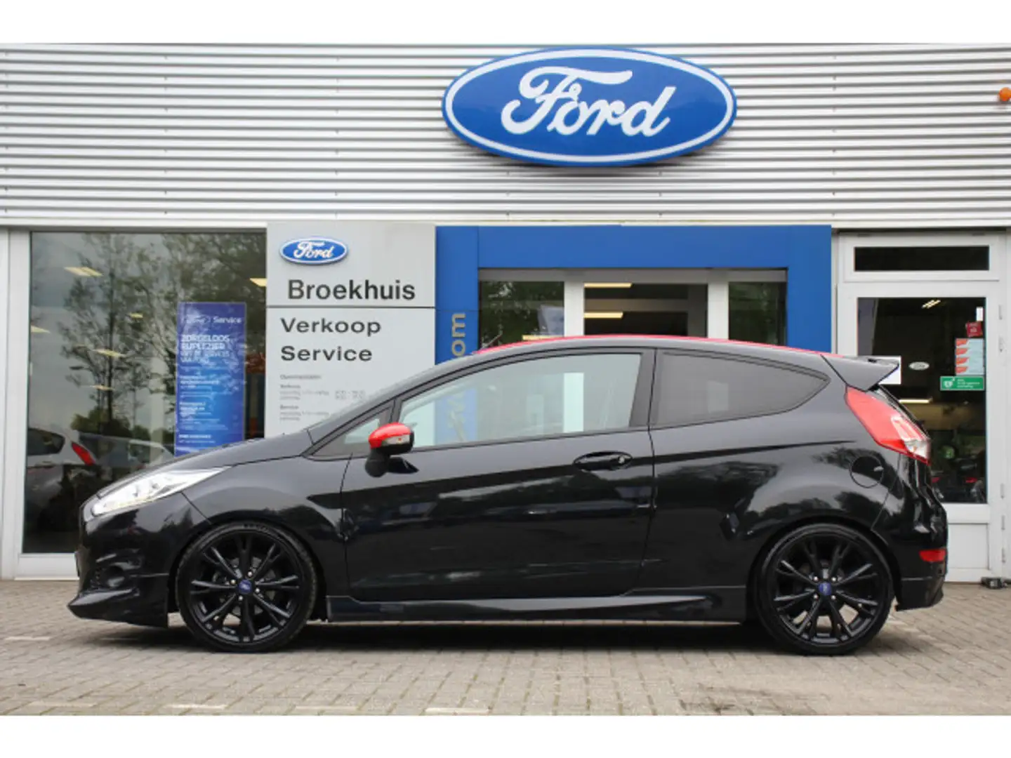 Ford Fiesta 1.0EB Black-Edition | NL-AUTO! | 140 PK | NAVI | P Noir - 2