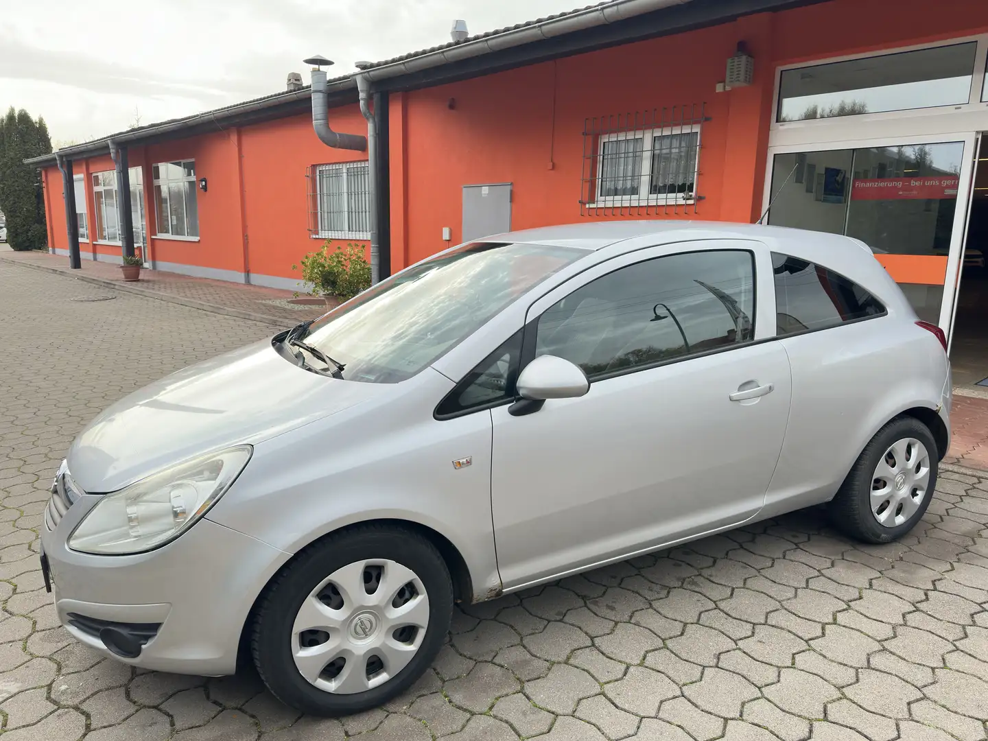 Opel Corsa Edition Silber - 1
