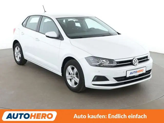 Volkswagen Polo view 8