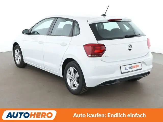 Volkswagen Polo view 4