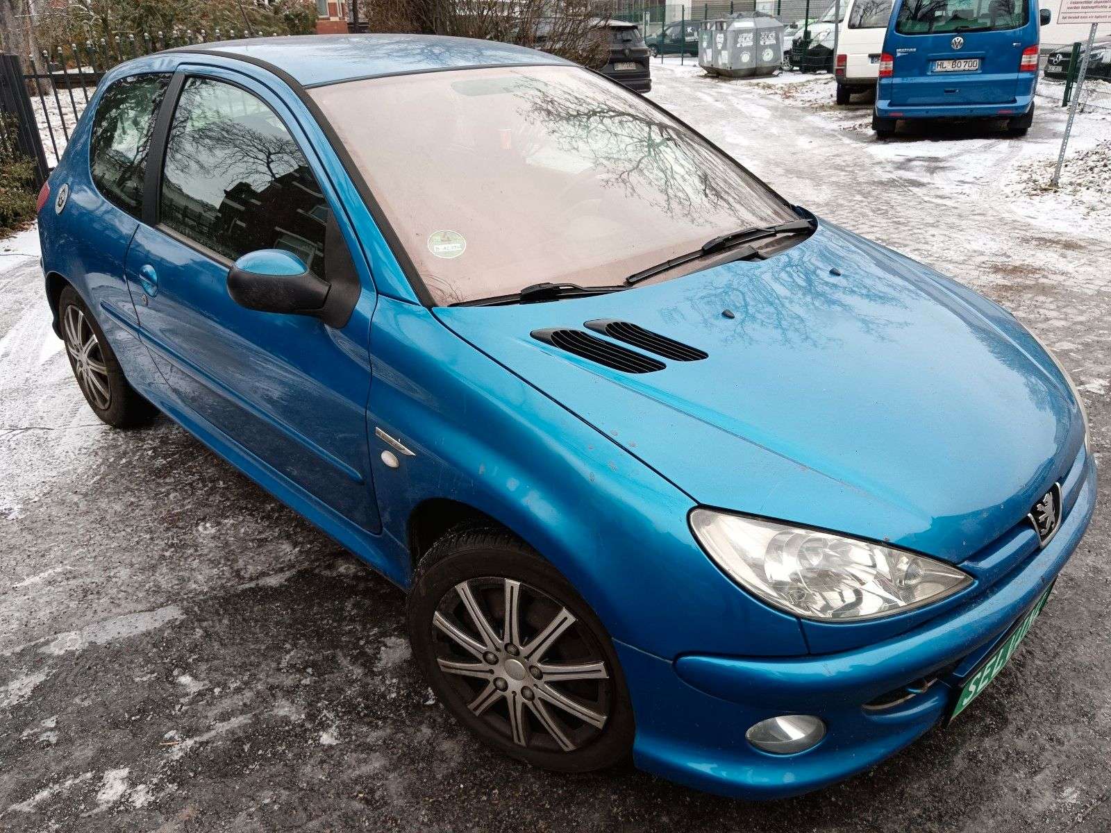 Second hand Peugeot 206 1.6