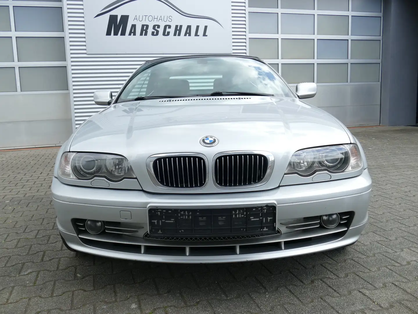 BMW 330 330 Ci Automatik Cabrio Leder Xenon 1.Hand Argento - 2