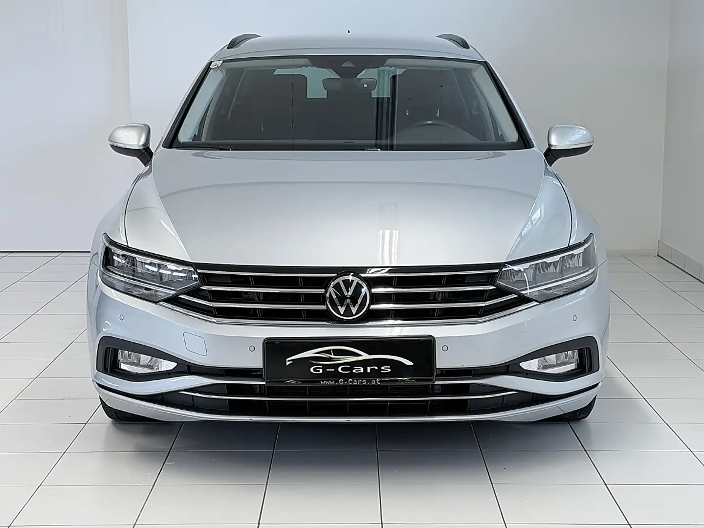 Volkswagen Passat Variant Business 2,0 SCR TDI DSG *1.Besitz*ACC*AHK*MwSt... Grau - 2