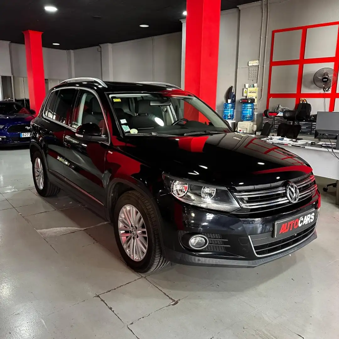 Volkswagen Tiguan 2.0TDI BMT Business 4M 140 Noir - 1