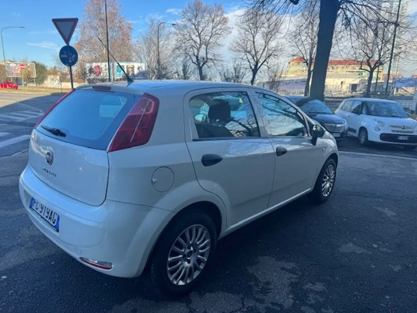 Fiat Punto n1 5 posti autocarro  2015 6b gpl Bianco - 2