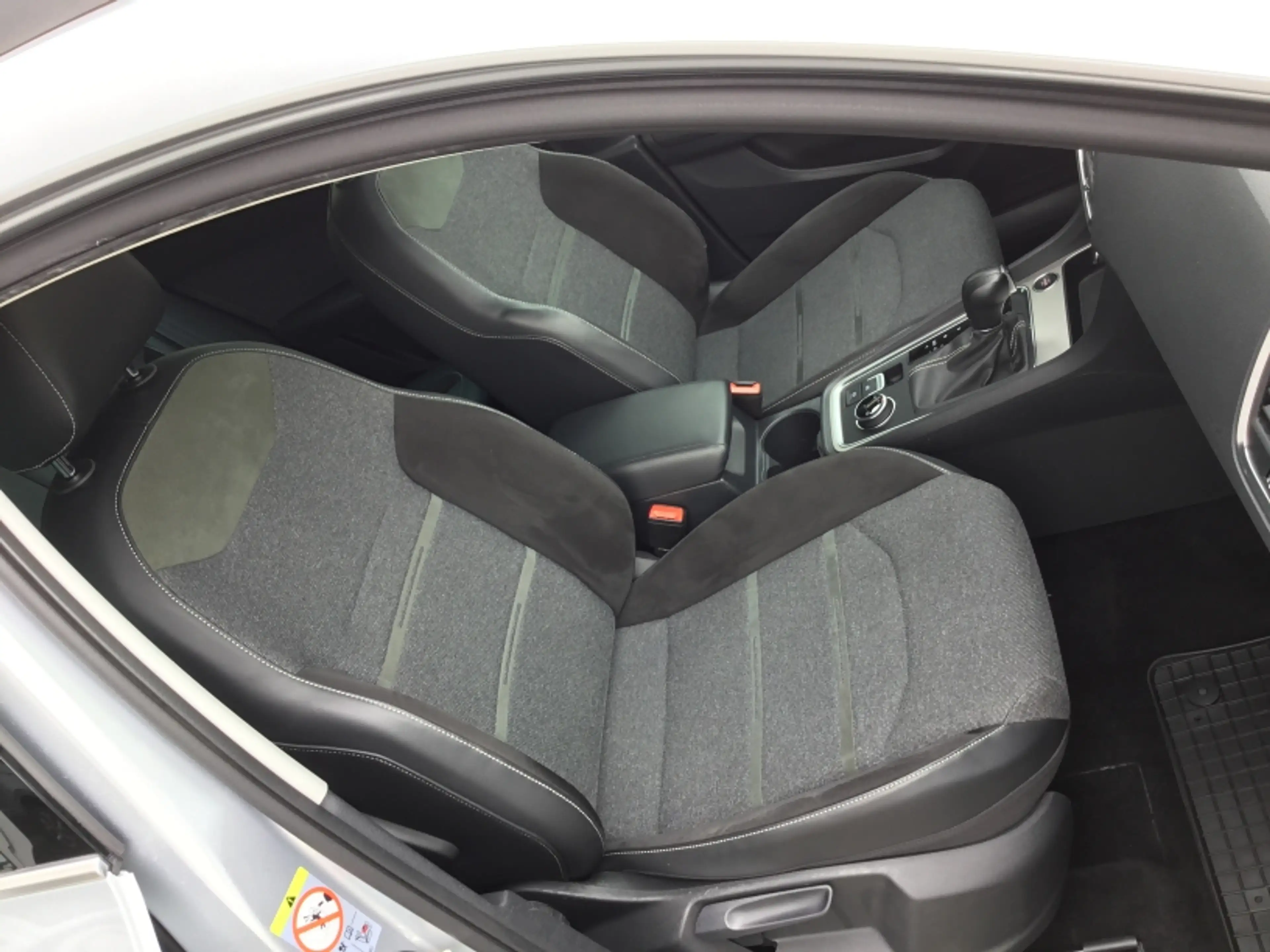 SEAT Ateca Xperience 18"LM DSG AC+ StdHzg LED+ Kessy — photo 21