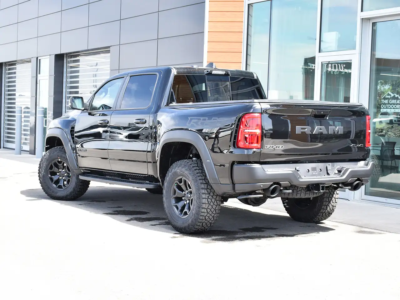 RAM 1500 снимка RAM 1500
