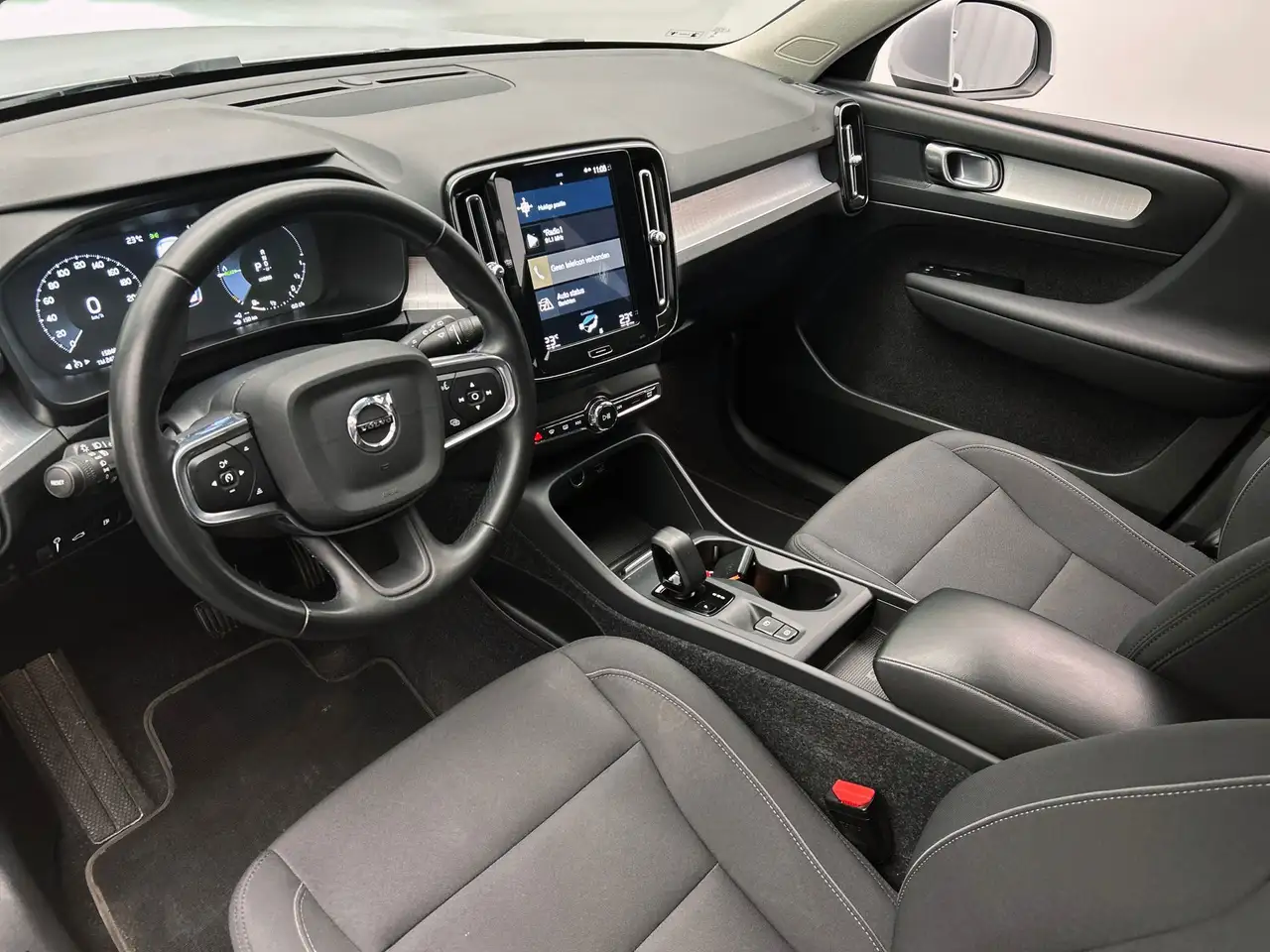 Volvo XC40 1.5 T4 Recharge Apple/Carplay Elek.Kofferklep, миниатюра 16